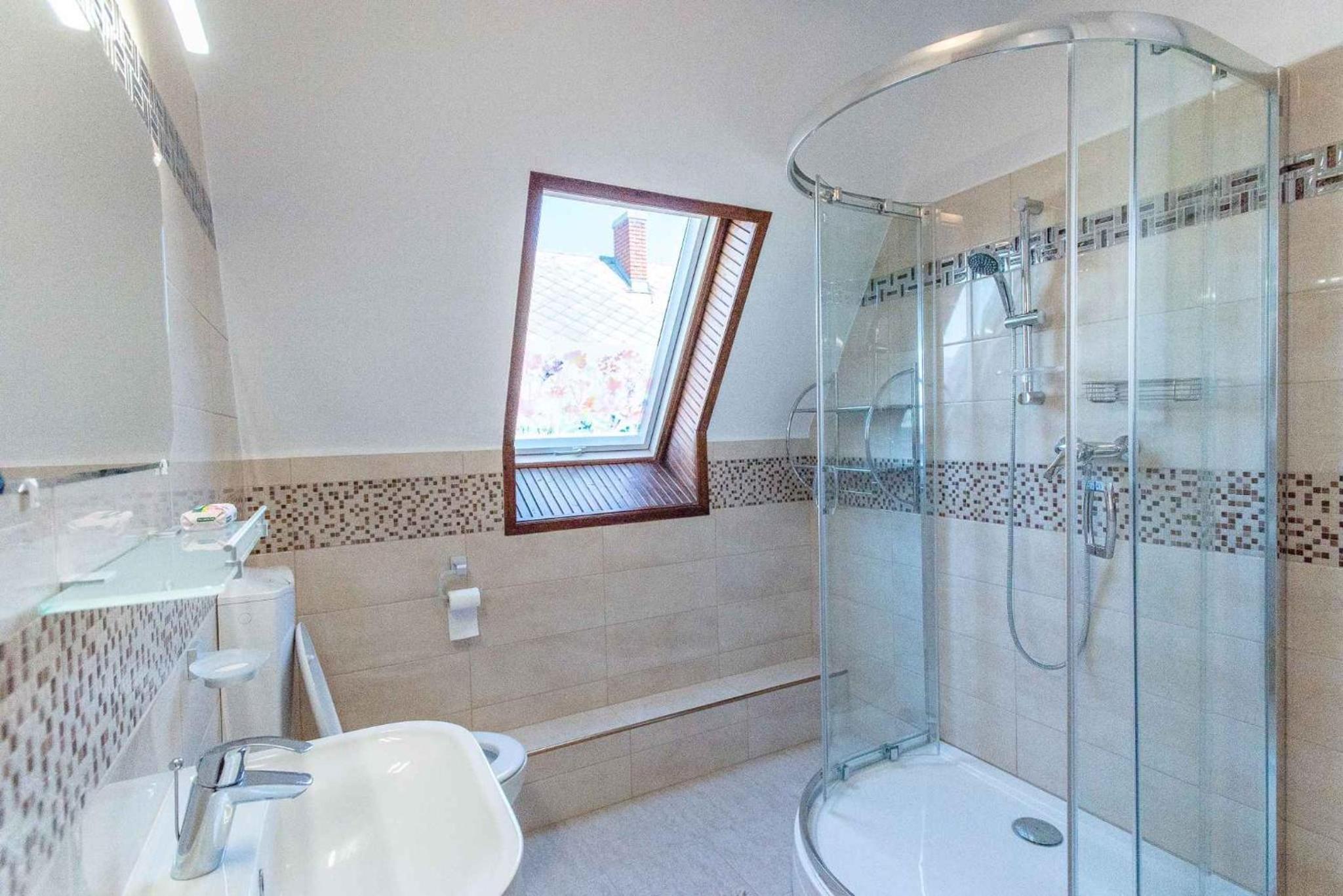 Apartment in Balatonkeresztur 48113