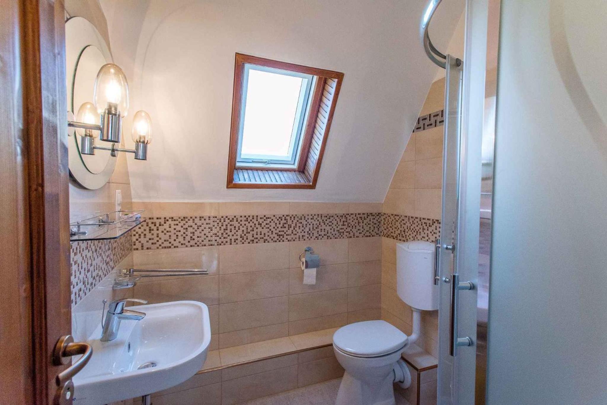Apartment in Balatonkeresztur 48113