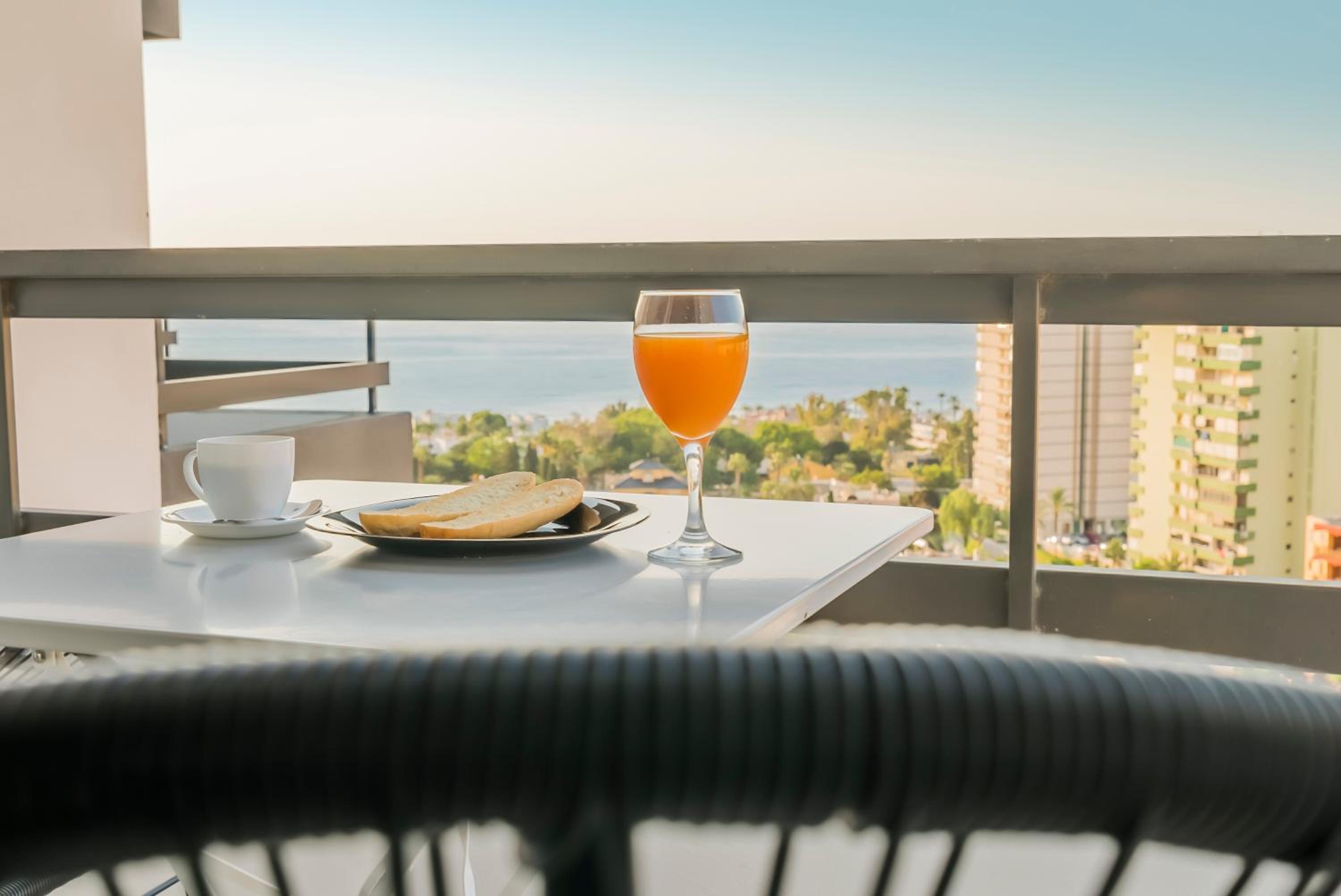 Hotel Apartamentos Dubamar - Image 1