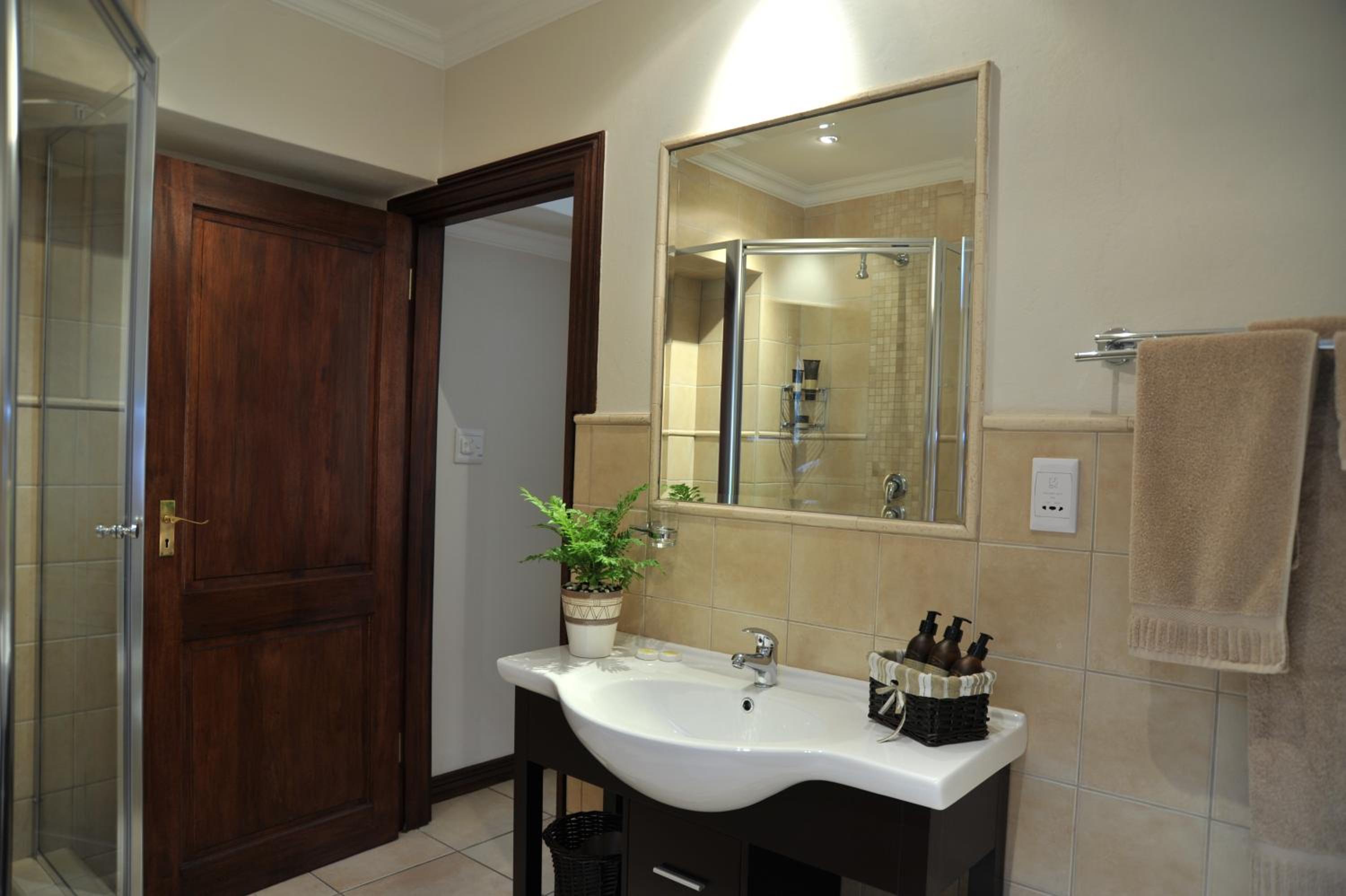 Claires of Sandton Luxury Guest House