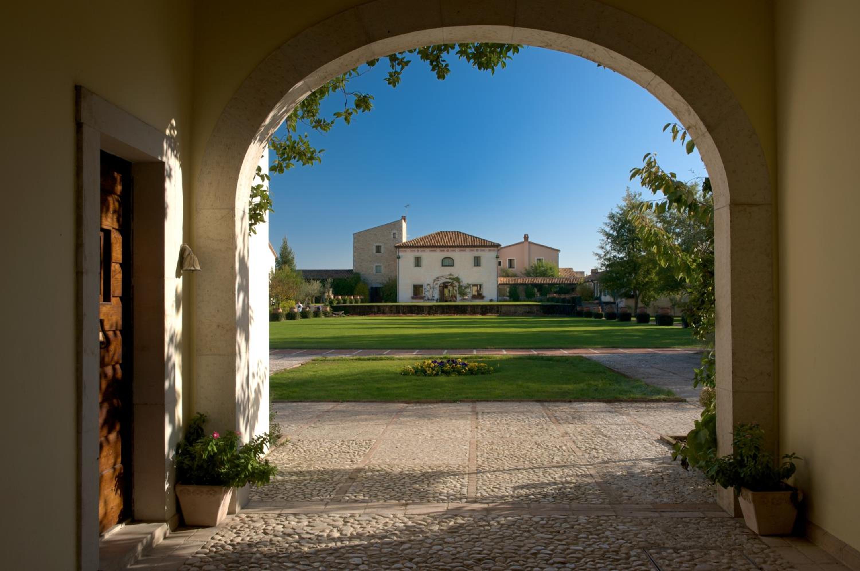 La Tenuta Dei Ciclamini view 3