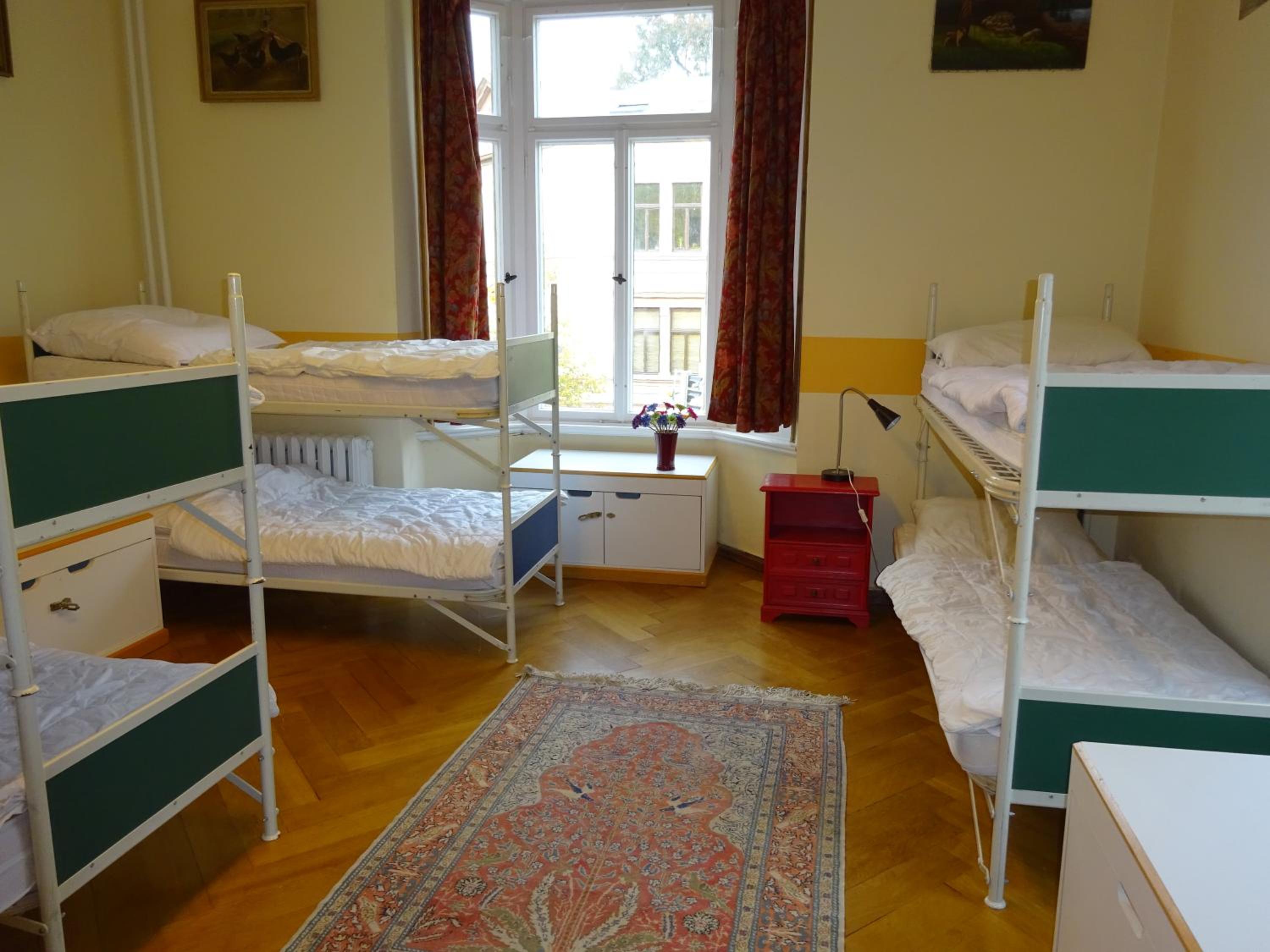 Hummel Hostel - Historische Stadtvilla mit Garten