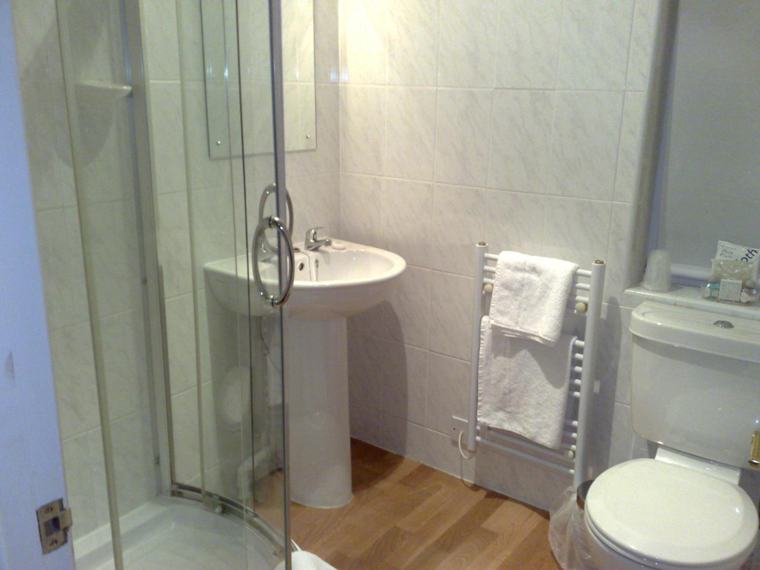 Bridgwater Vacations - Apple Tree Hotel - Property Image 5