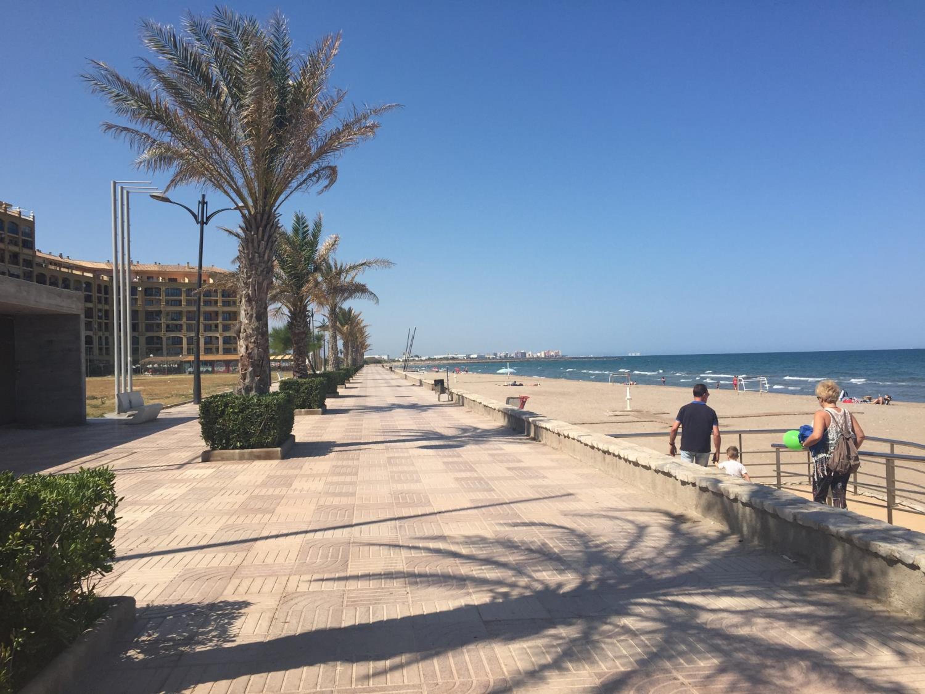 Apartment near the beach with magnificent views