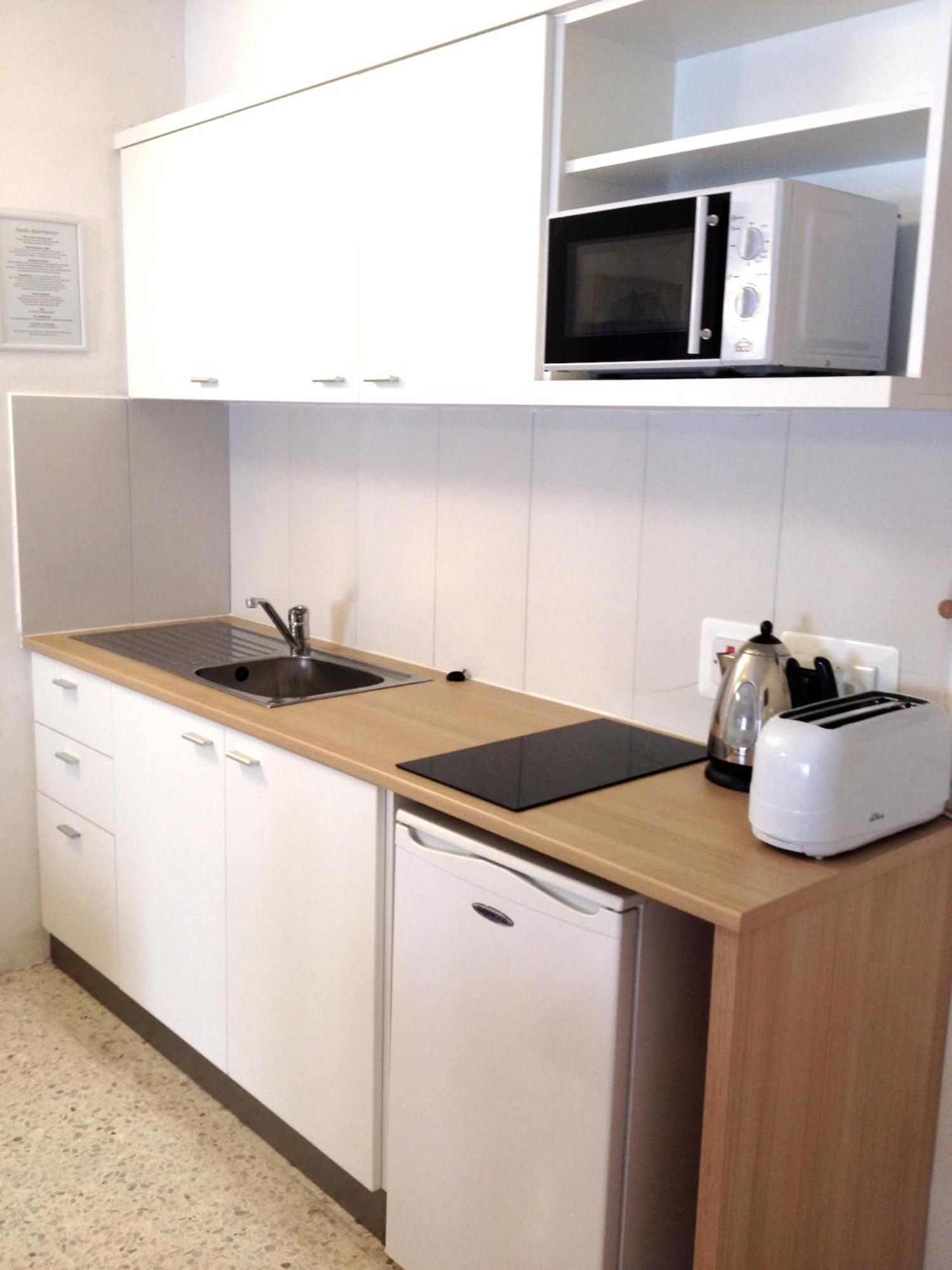 Sands Apartments photo 5