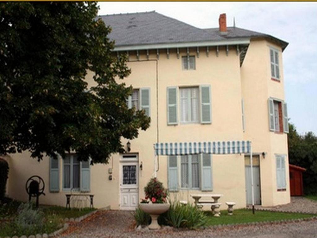 Chambres et Tables d'Hotes Les Breuils view 2