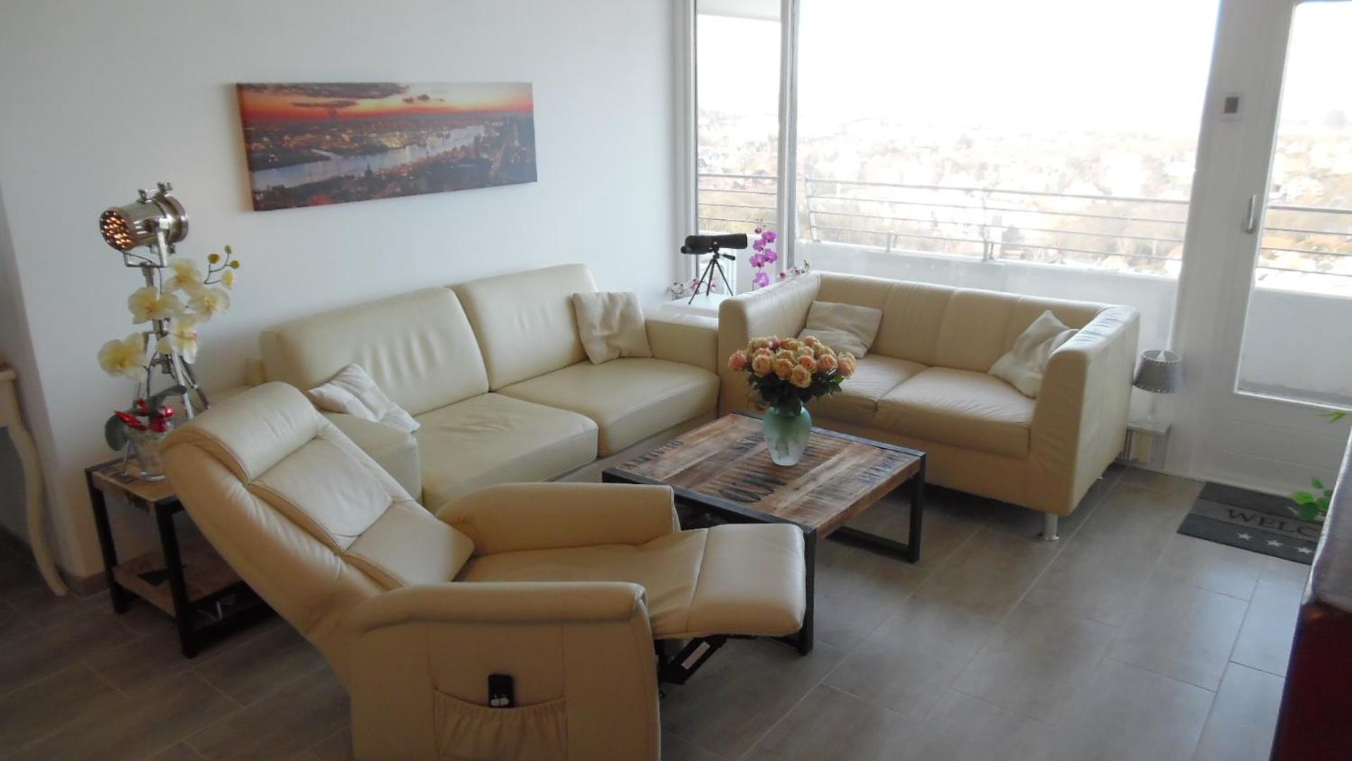 Luxussuite 1A Meerblick, Maritim Residenz, 22er Stock, modernes Styling, am Strand view 2