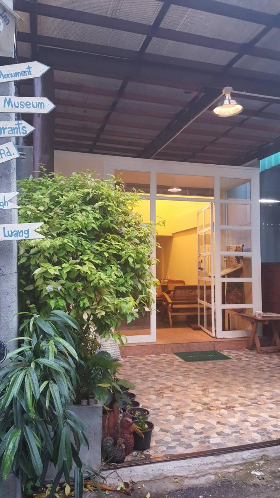 The Commonroom CNX