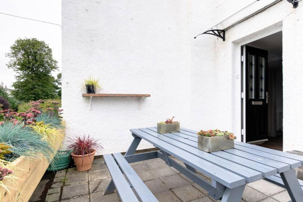 Hotel 54 Buchanan Gardens - Image 1