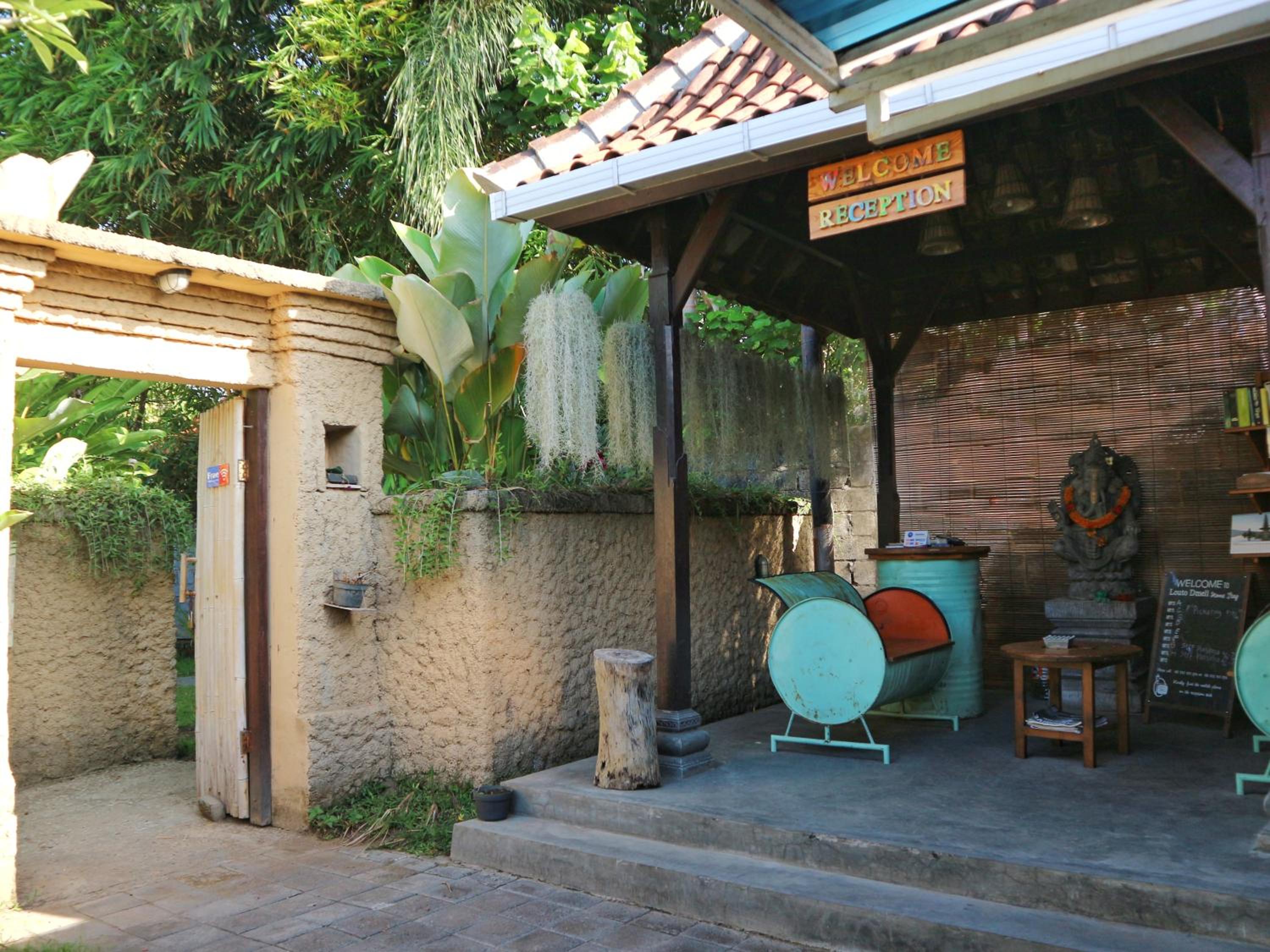 Louto Dmell Villa & Deluxe