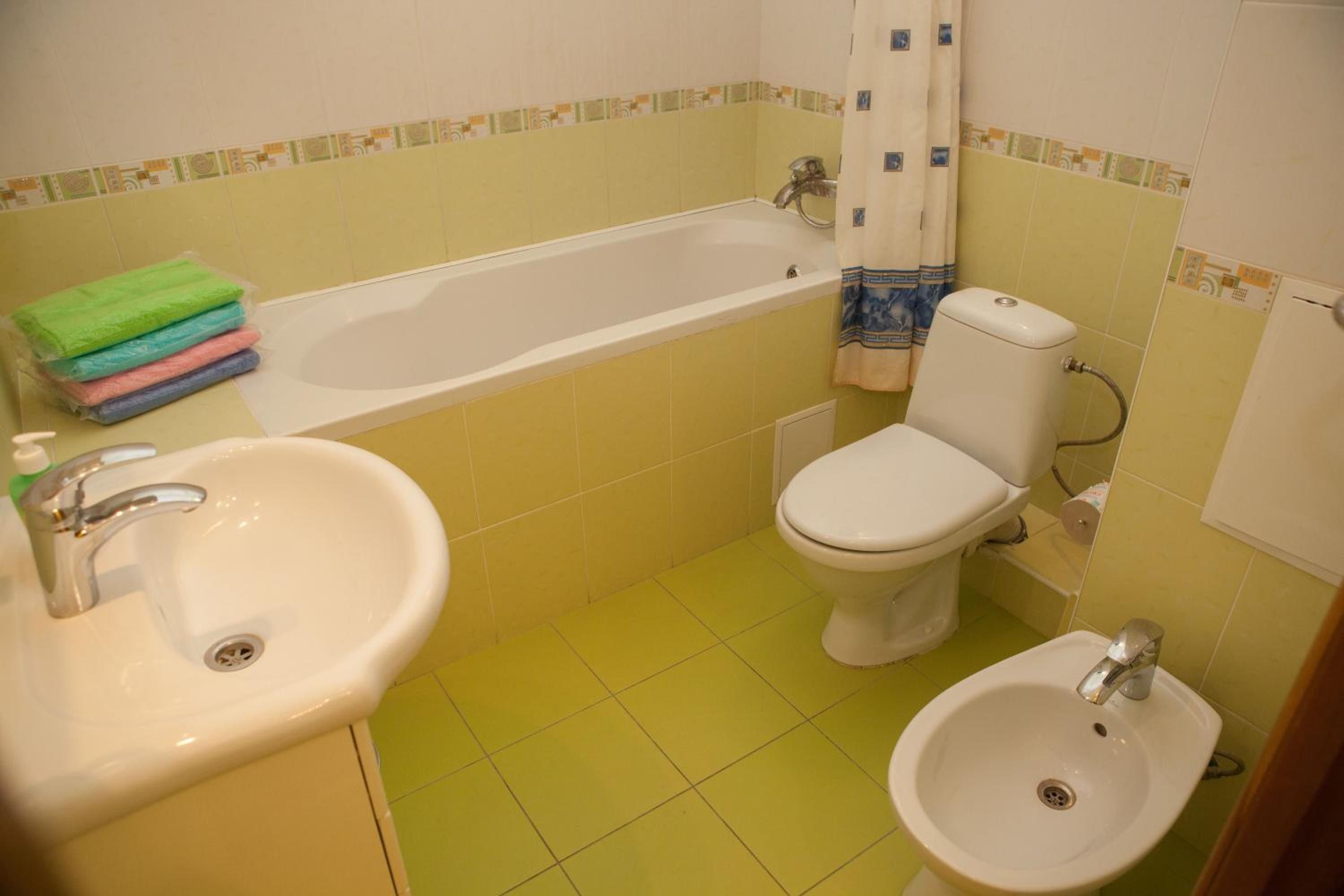 Apartment in 2 min from Poznyaky metro station view 4