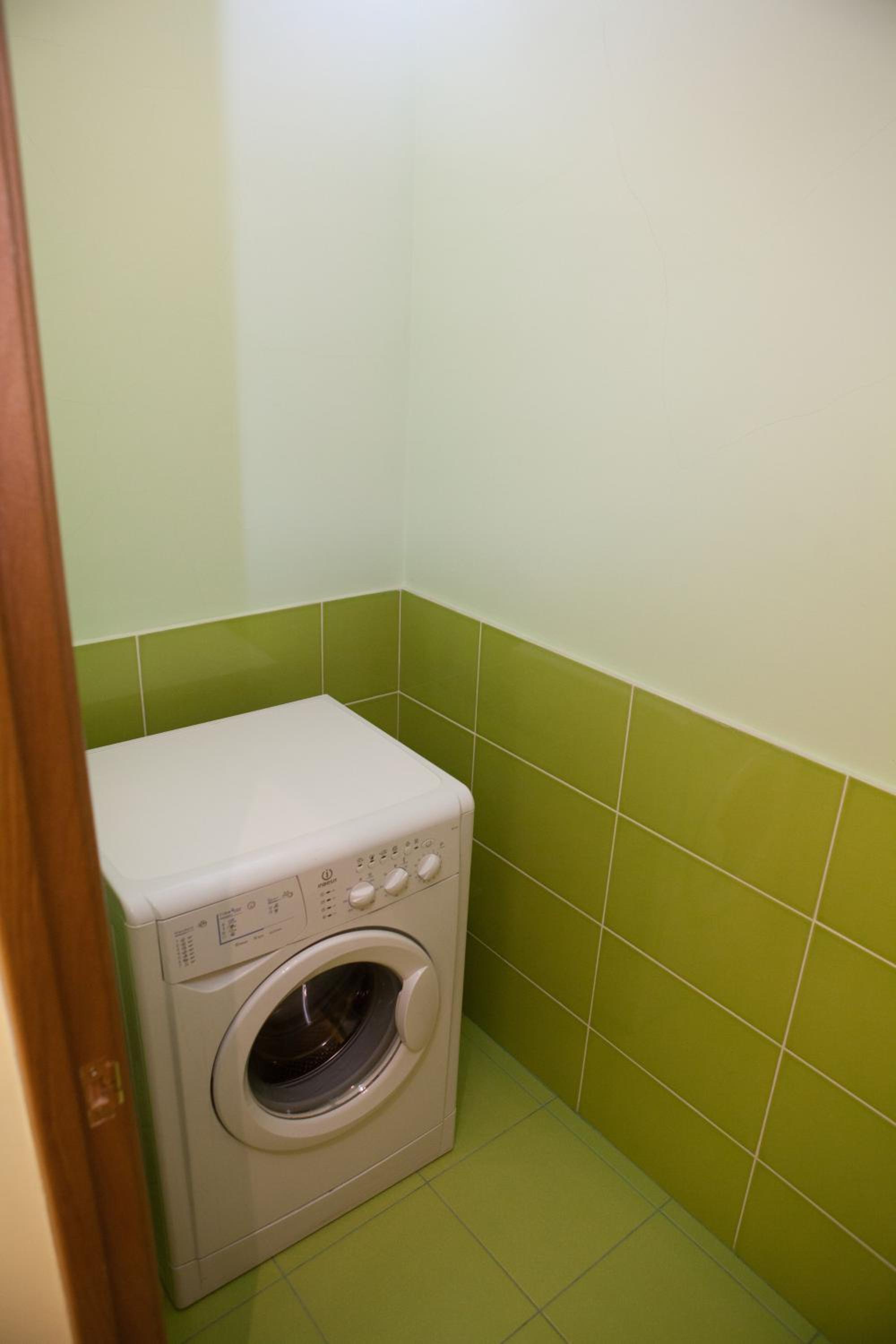 Apartment in 2 min from Poznyaky metro station view 5