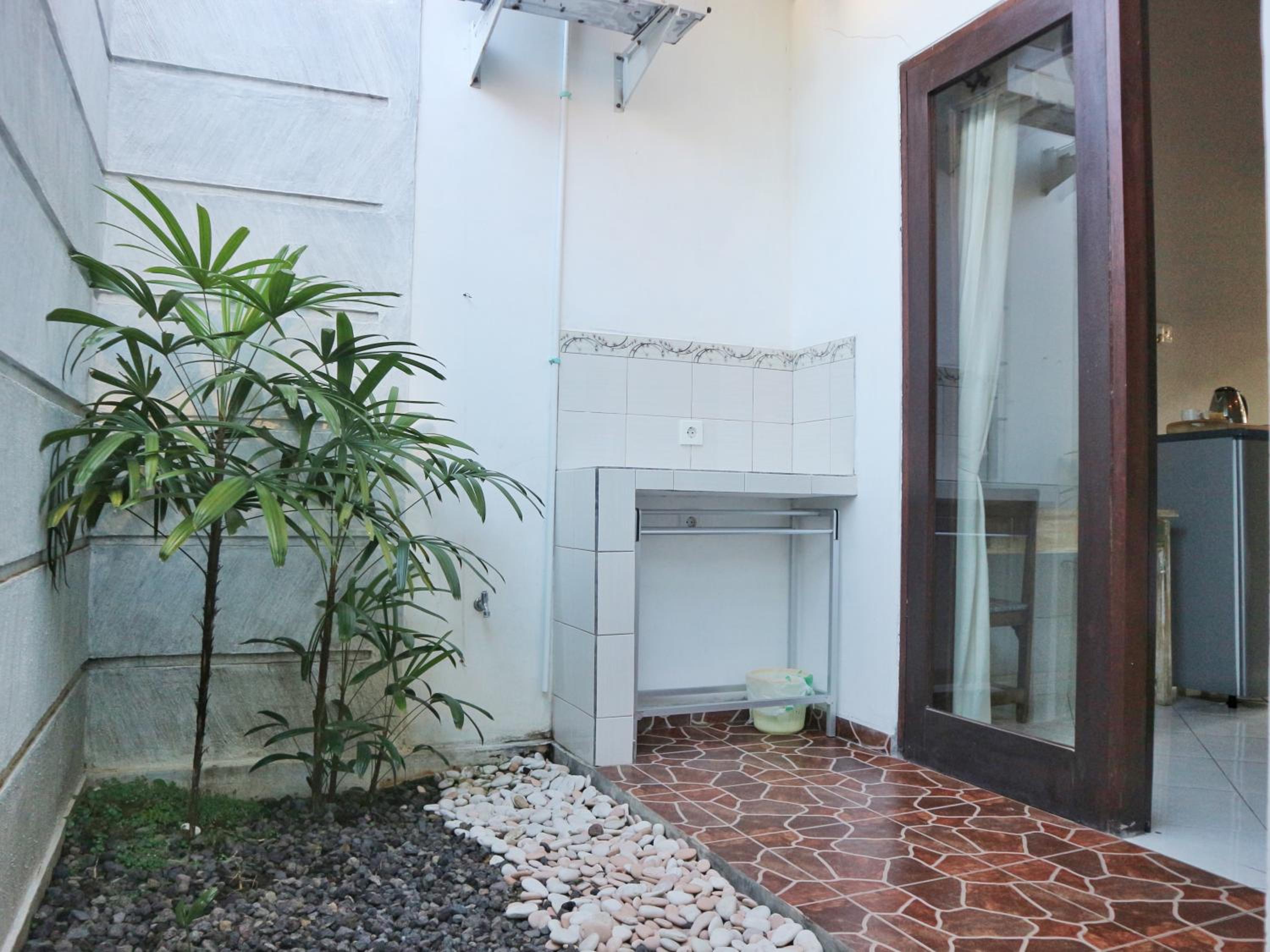 Louto Dmell Villa & Deluxe