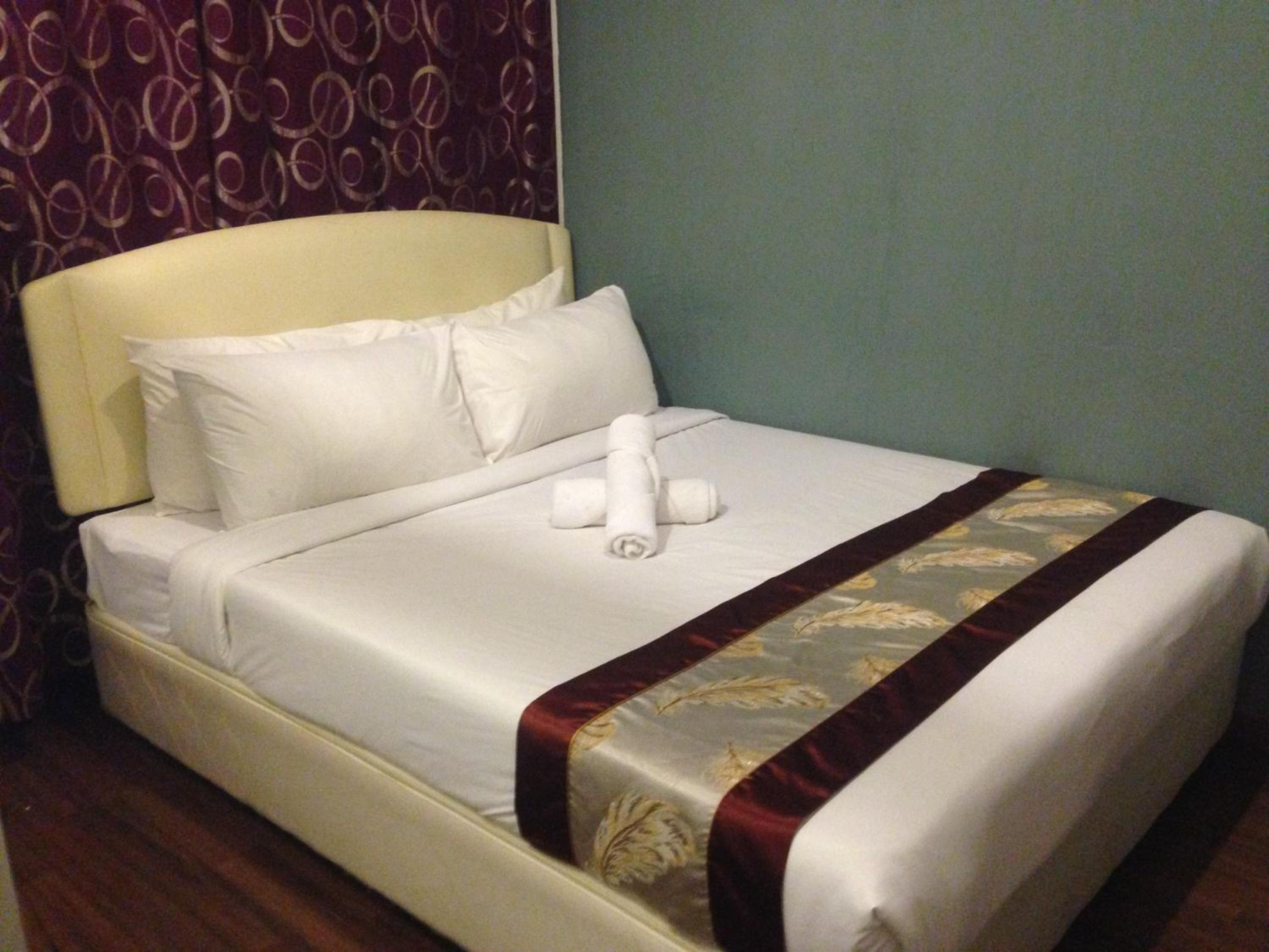 Woodpecker Lodge, Kuching - Image 5