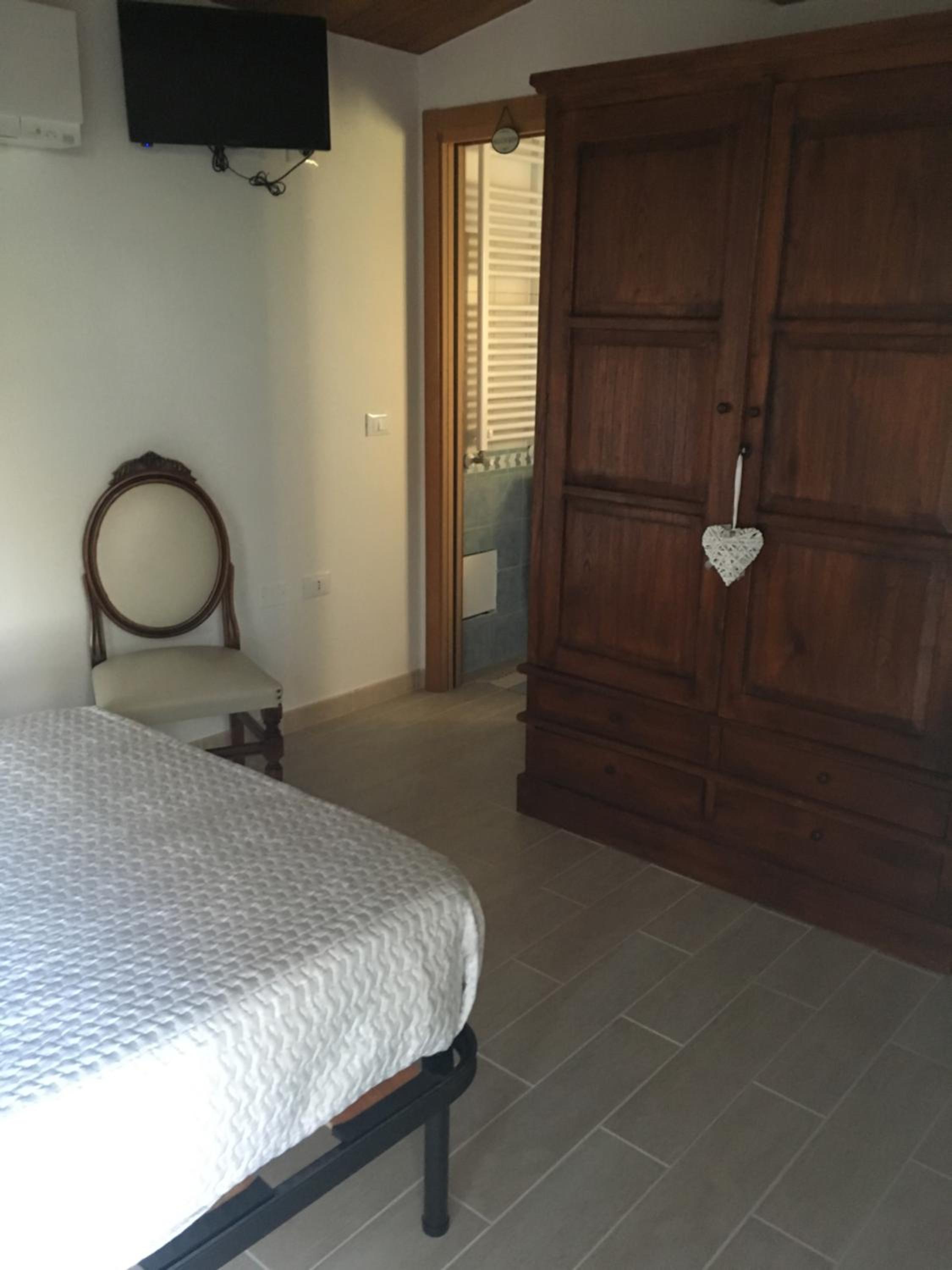 Photo 43