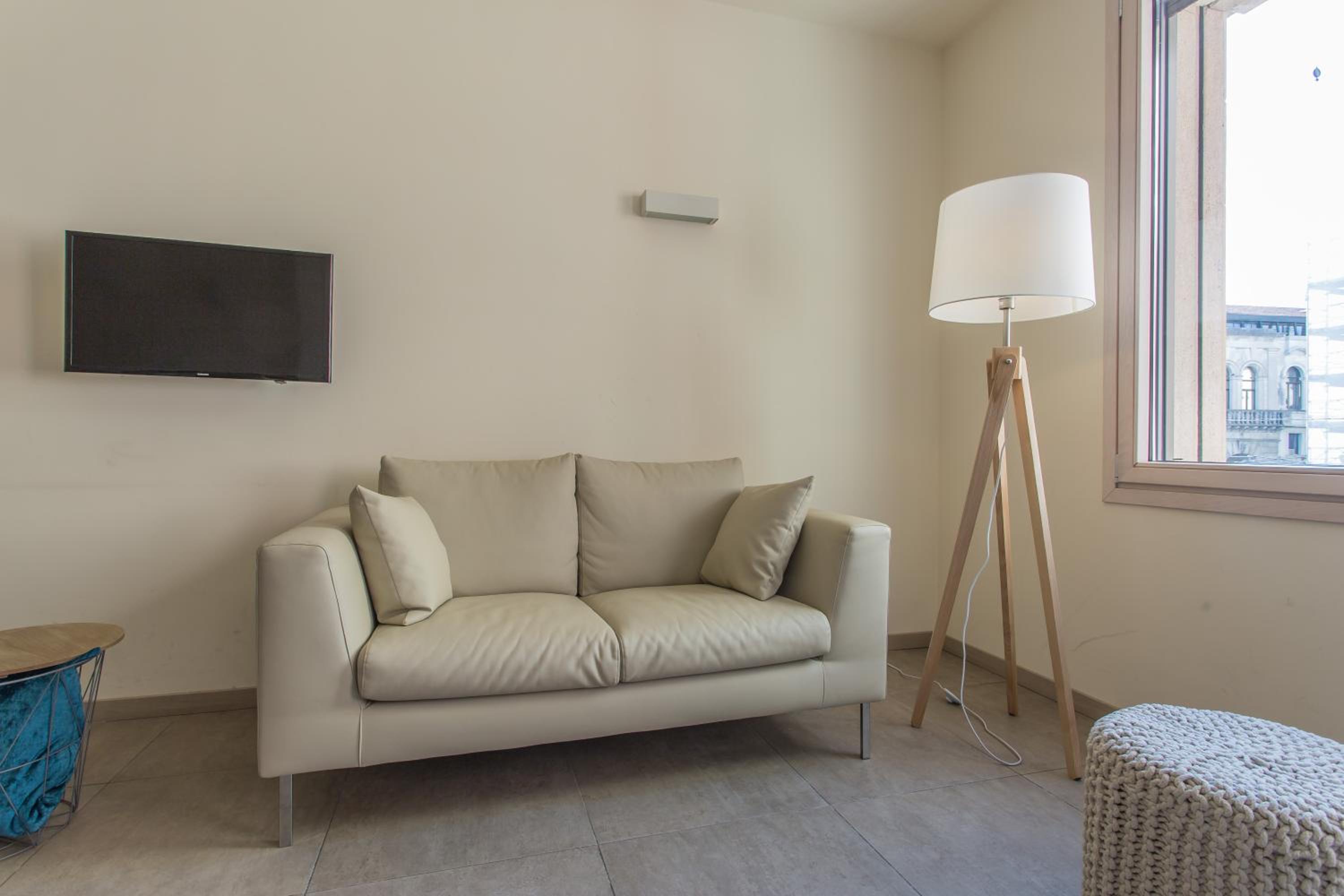 Erïk Langer Pedrocchi Suites