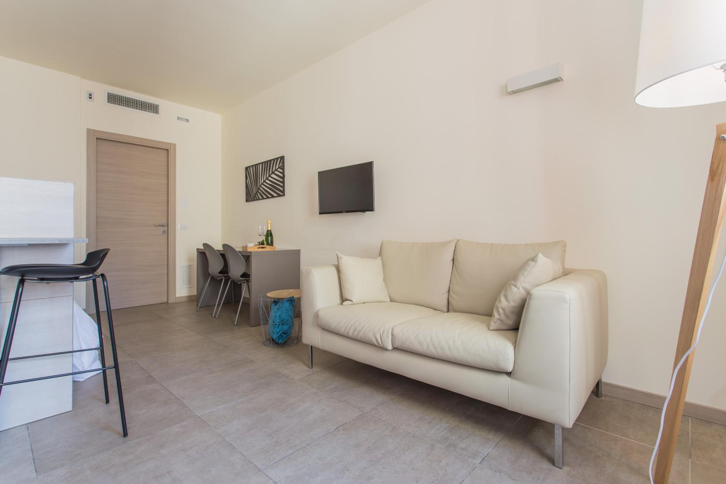 Erïk Langer Pedrocchi Suites