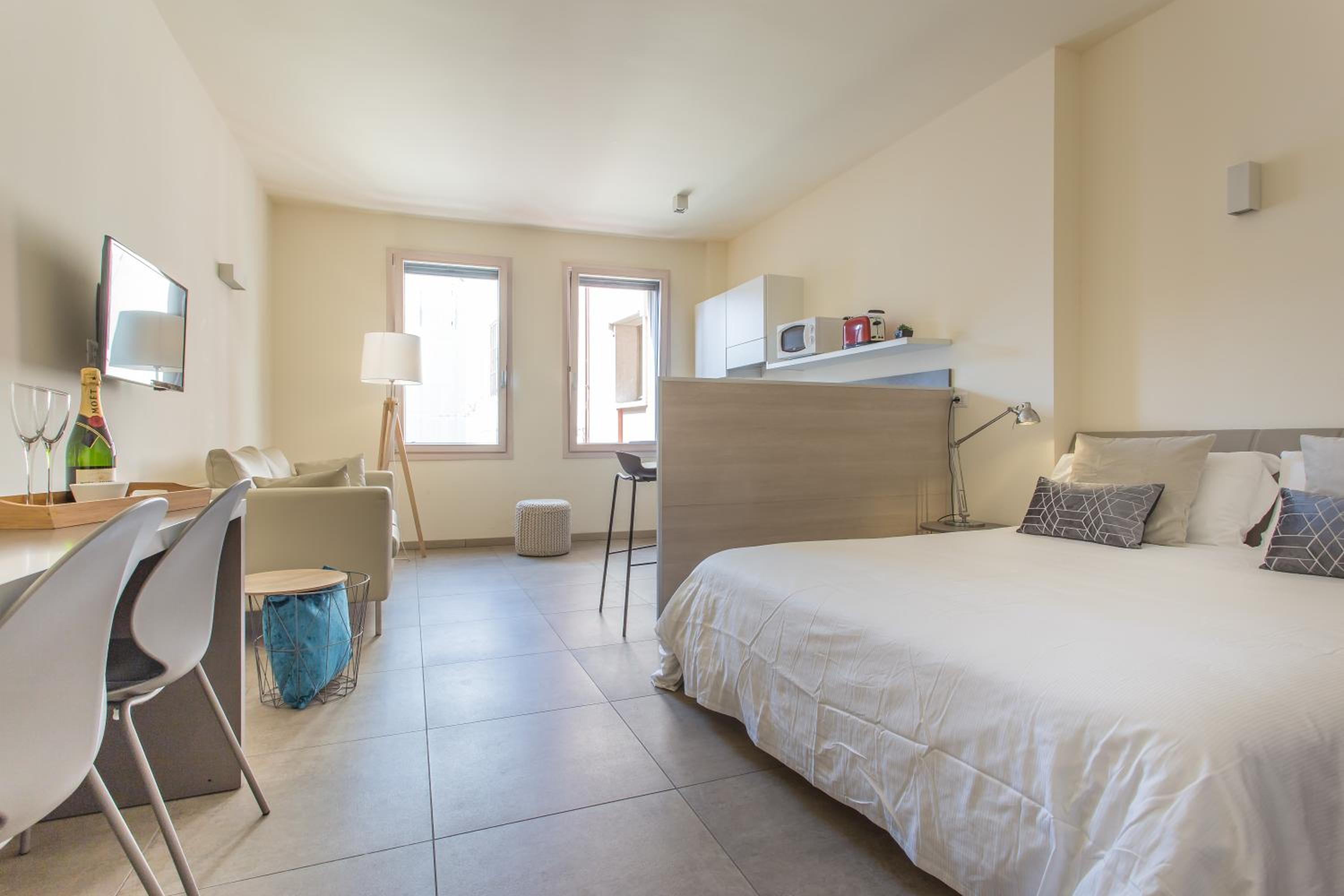 Erïk Langer Pedrocchi Suites