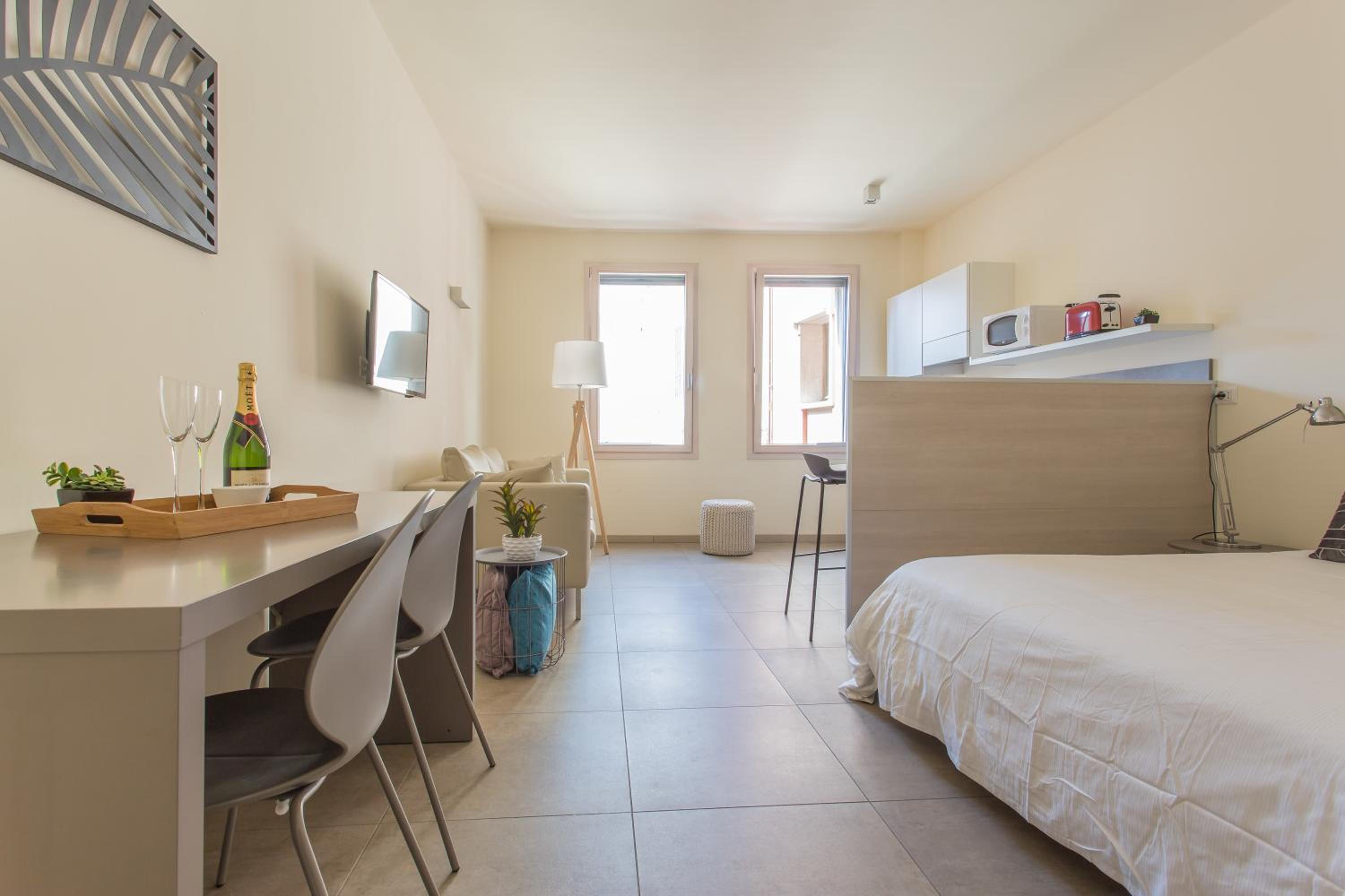 Erïk Langer Pedrocchi Suites