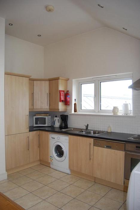 Harbour View Apartment Kinsale view 5