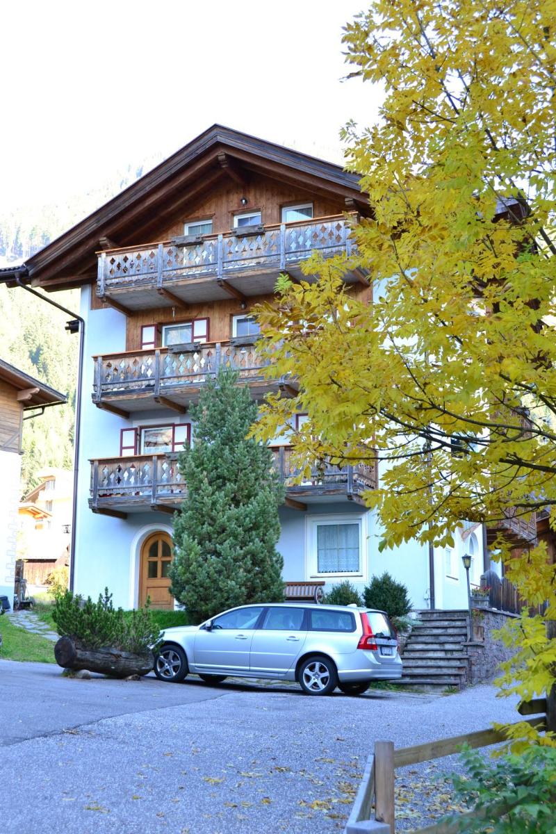 Photo 46