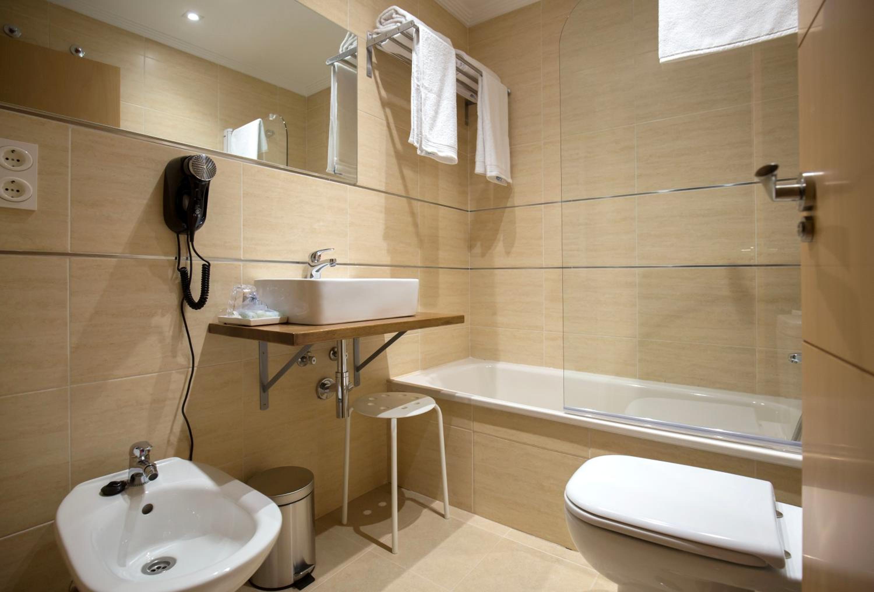 Apartamentos Ele San Justo Plaza