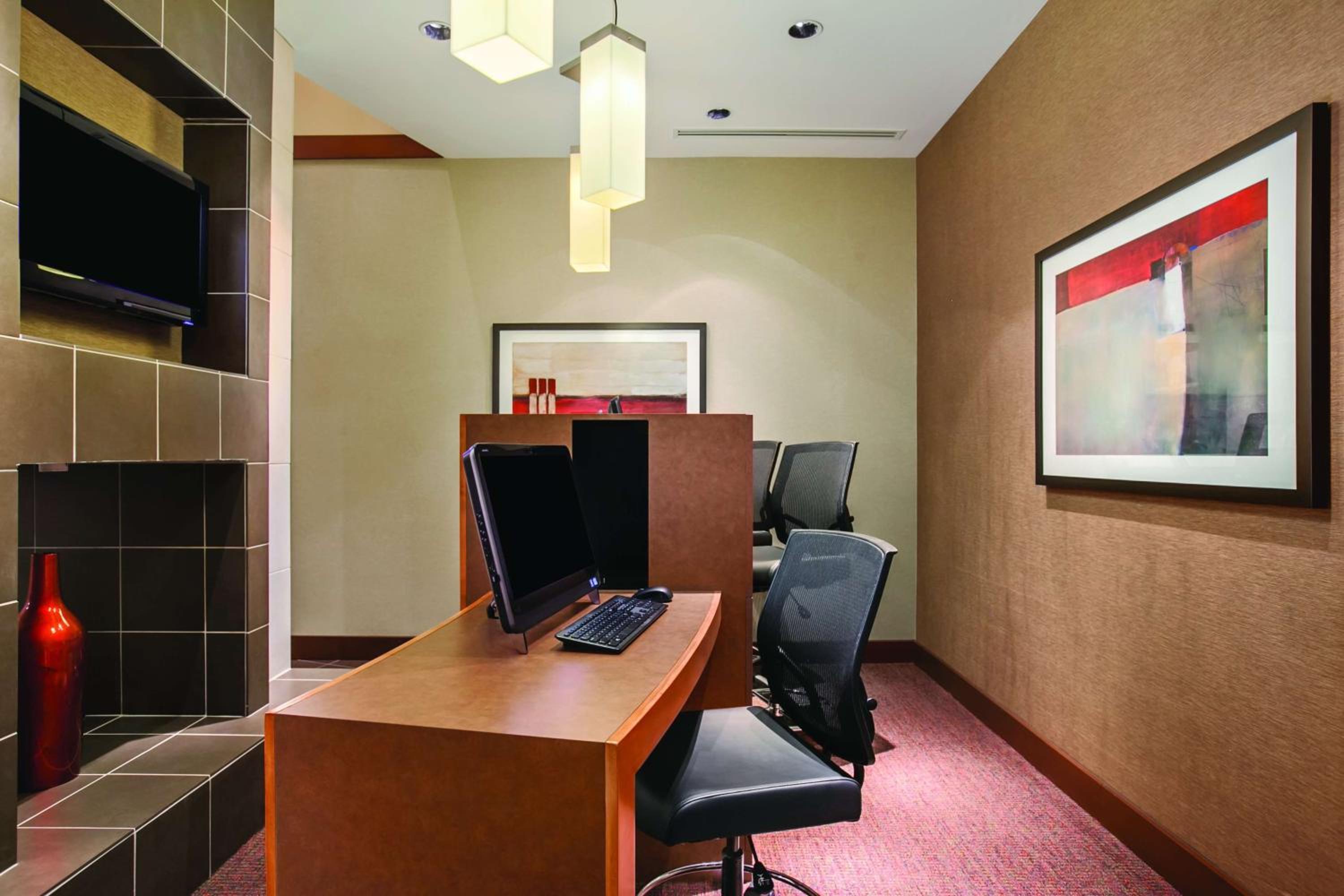 Raleigh Vacations - Hyatt Place Raleigh Cary - Property Image 19