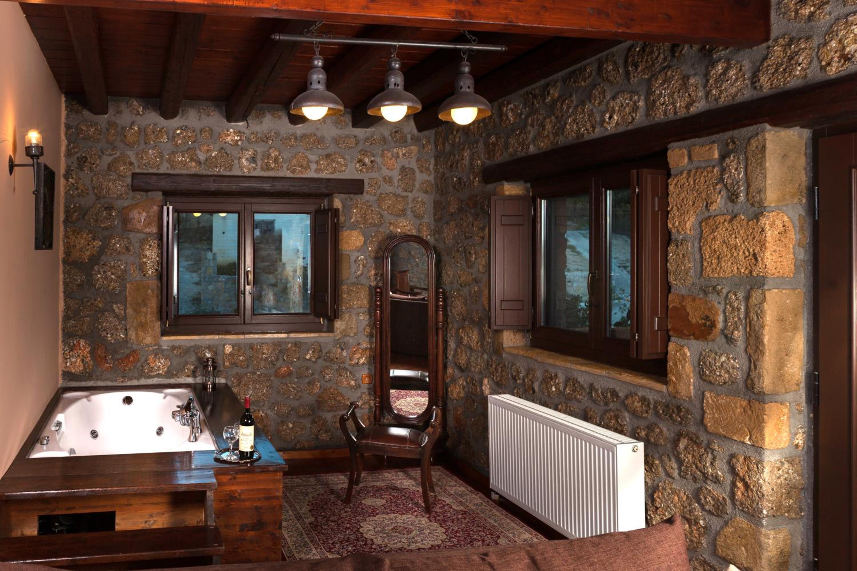 Pera Alonia Guest House