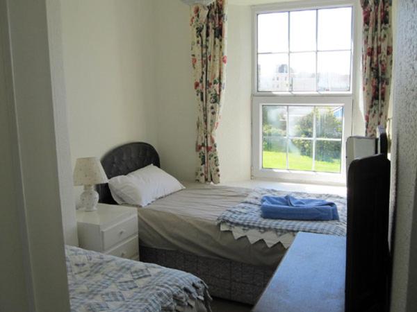 Old Vicarage Mortehoe Near Woolacombe 2 x sleeps 4 and 1 x sleeps 10 cottages view 2