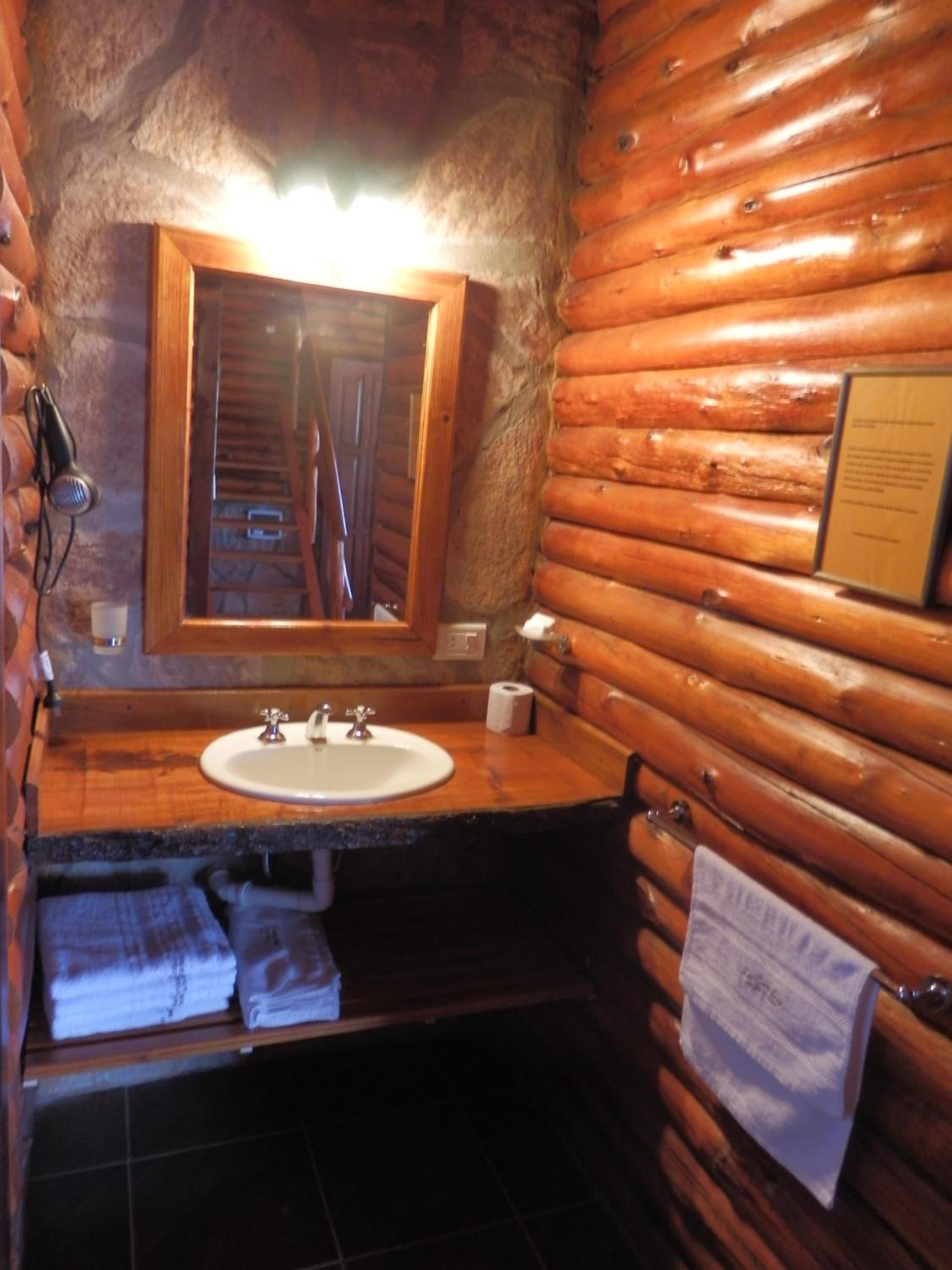 Las Cortaderas Cabañas de Tronco