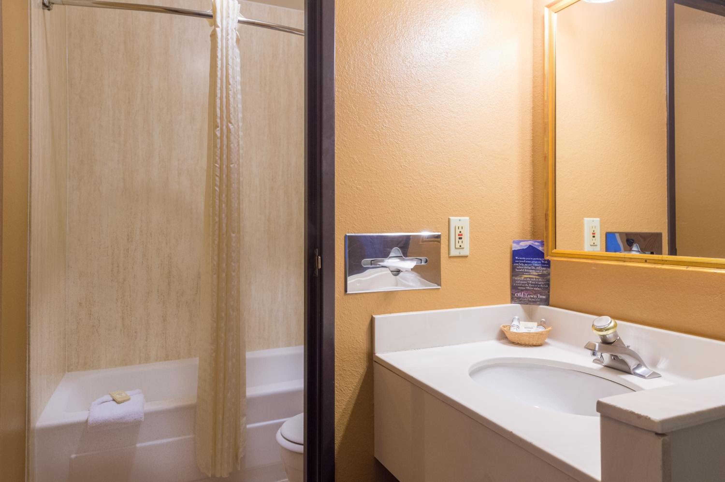 Old Town Inn - Property Image 9