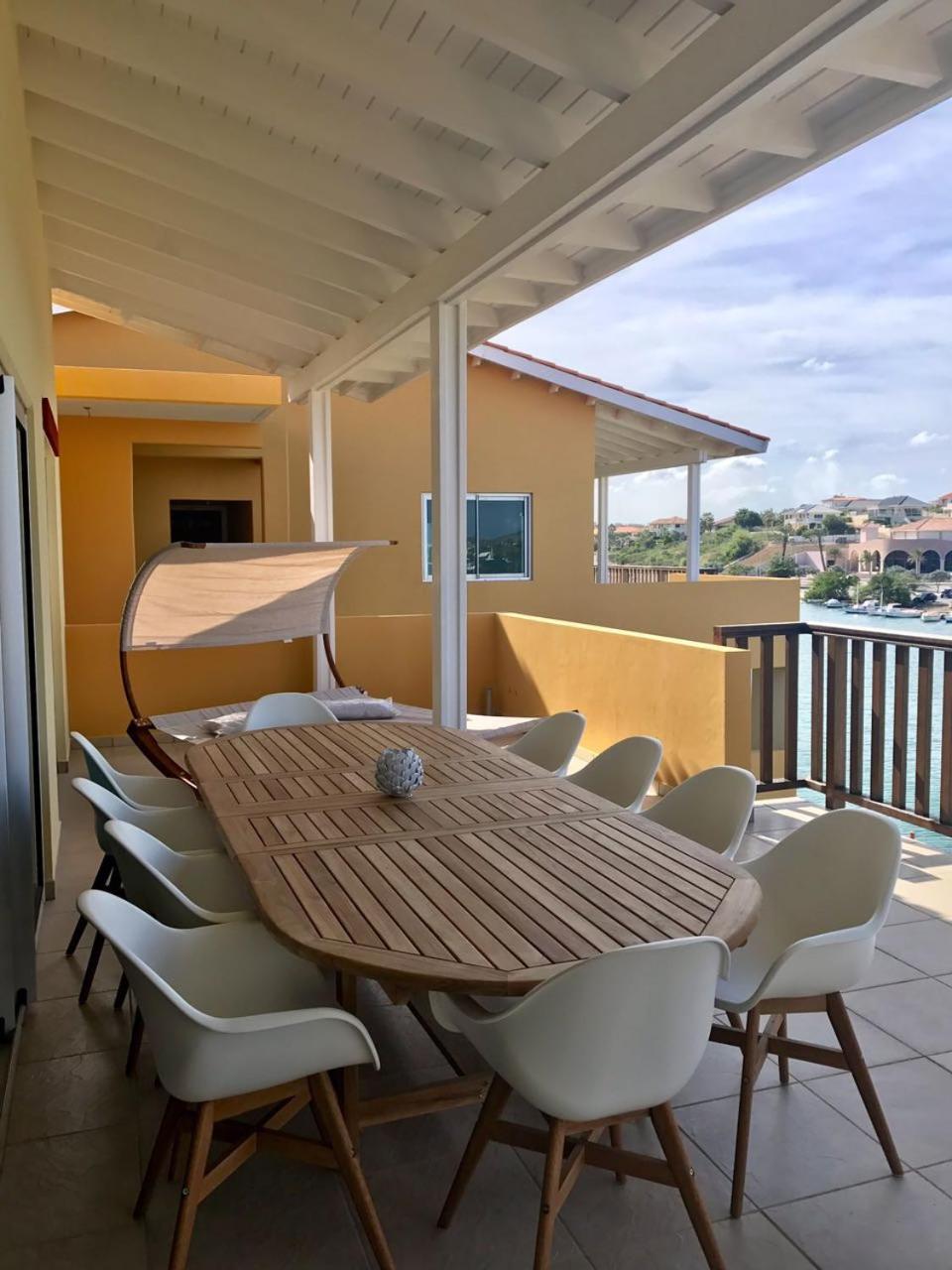 Palapa Beach Resort Curacao