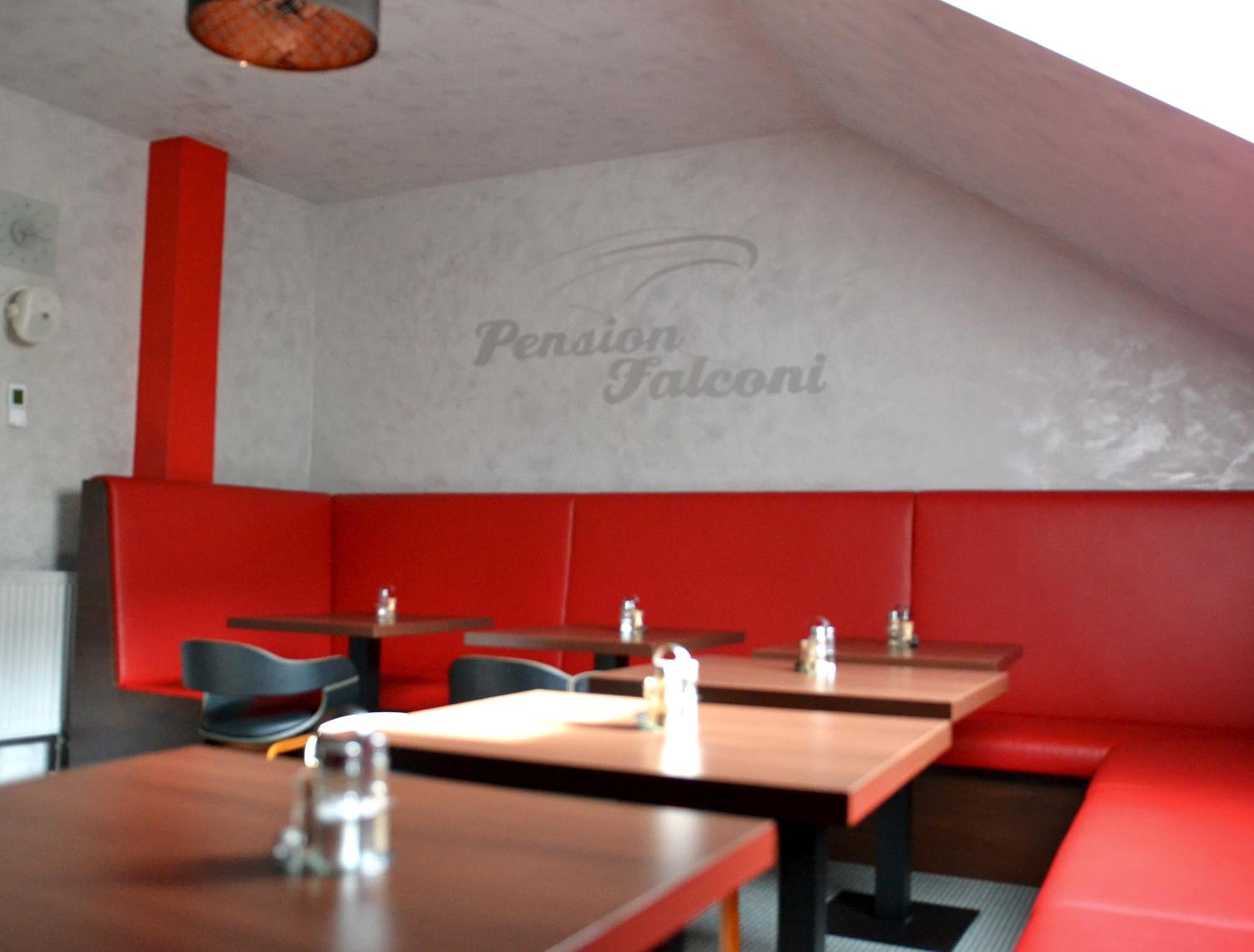 Pension Falconi