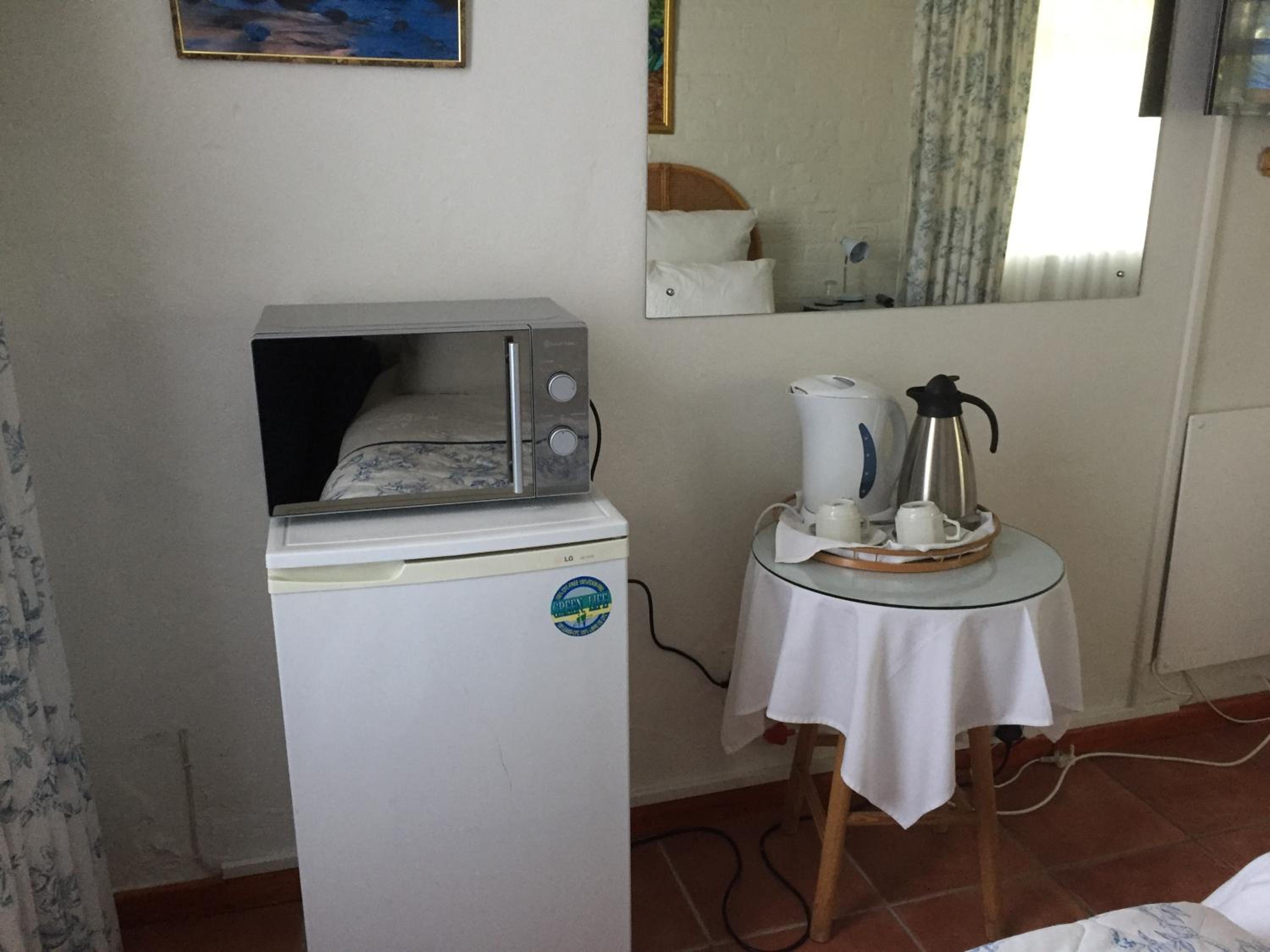 Howards End Manor B&B 3