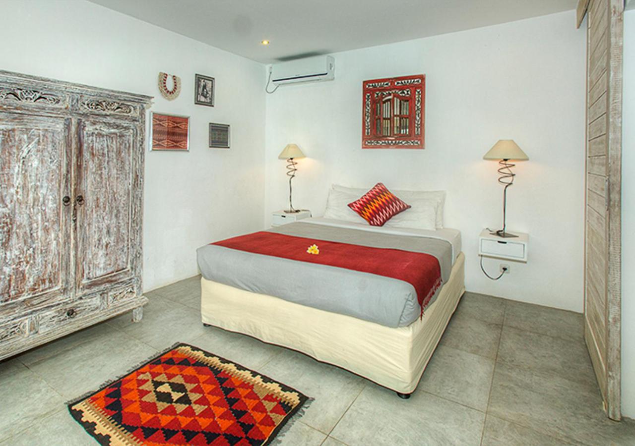 Villa Gladak by Optimum Bali, Central Seminyak Oberoi, Walk to beach view 4