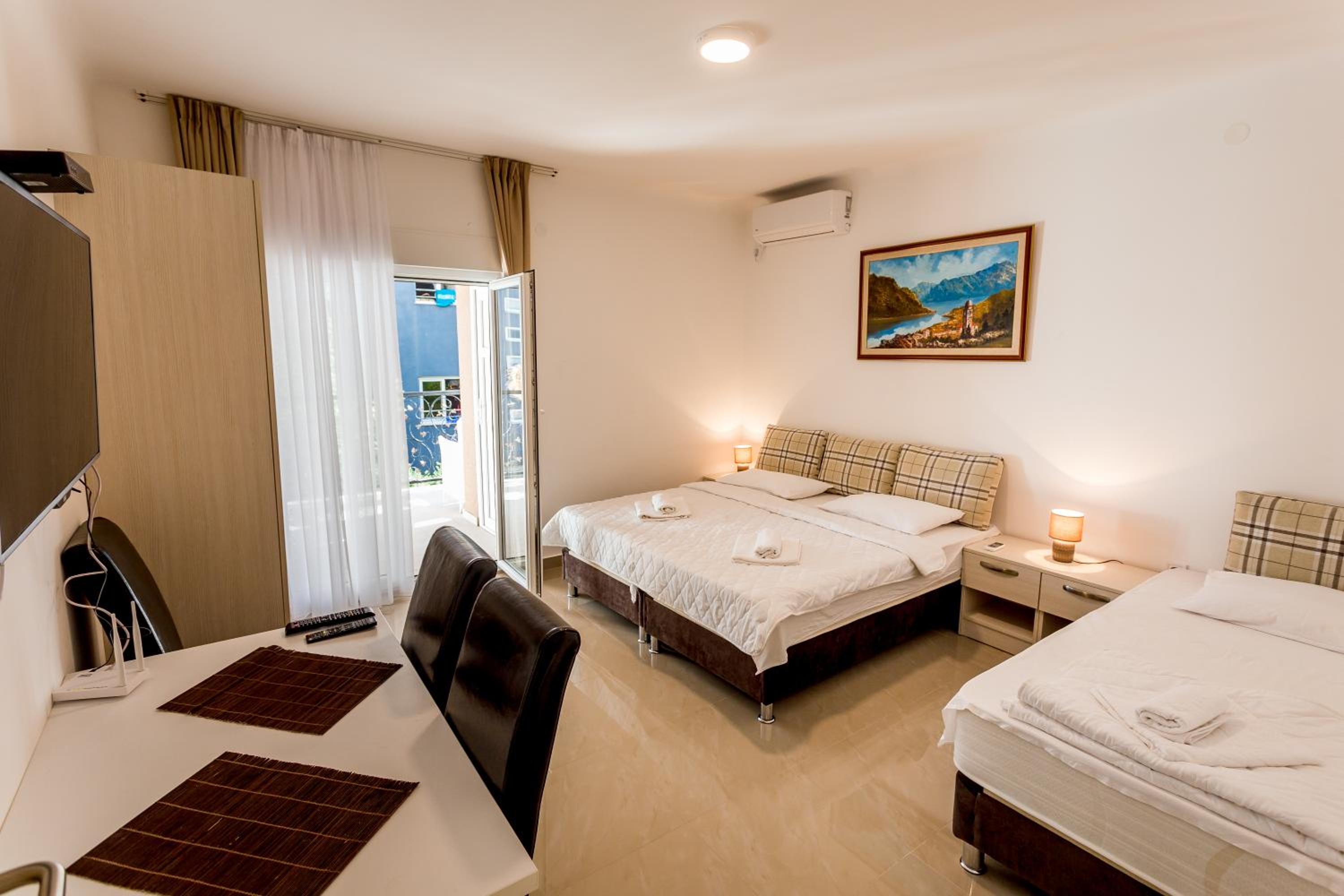 Apartments Belani