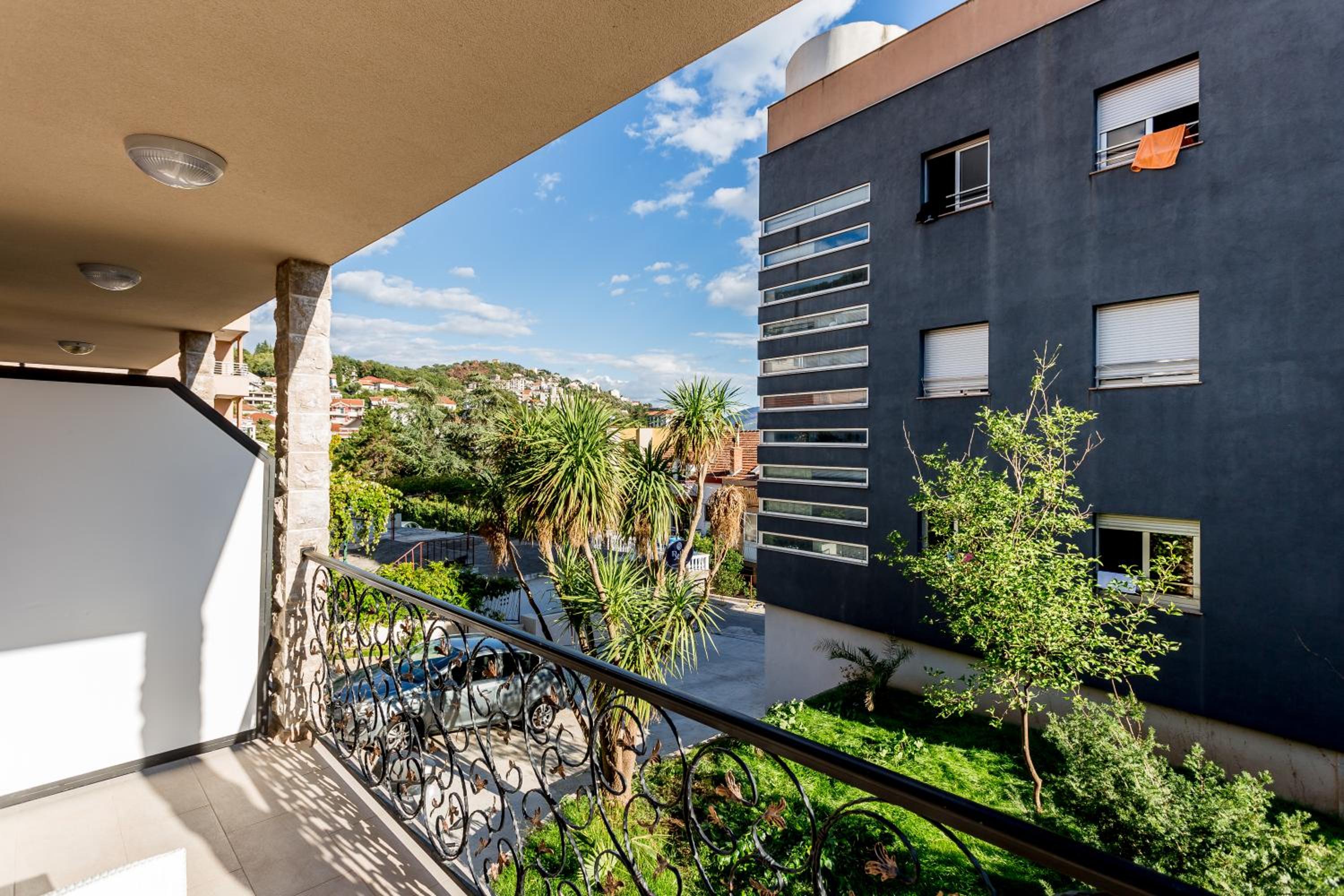 Apartments Belani