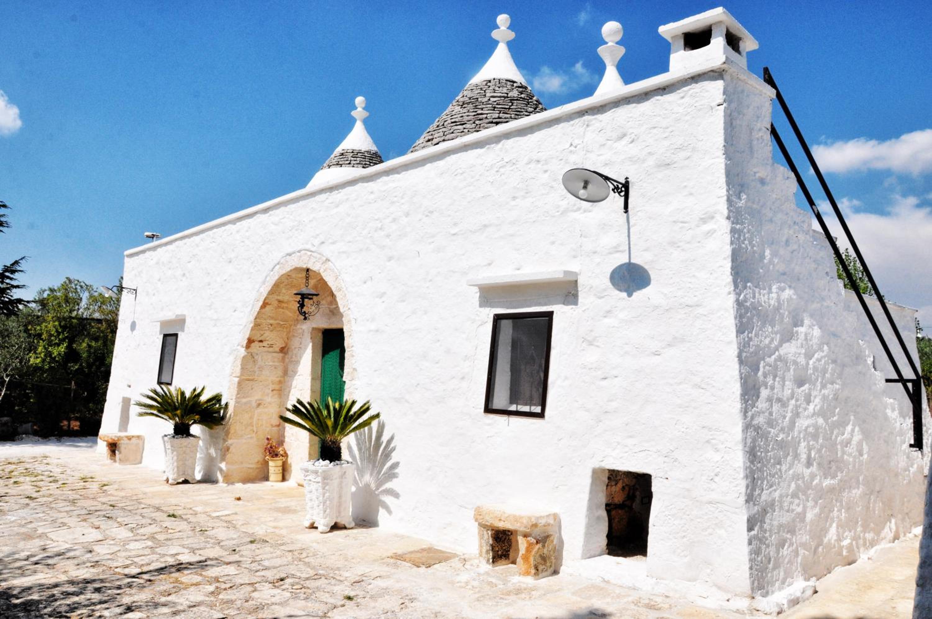 Hotel Trullo Cime Bianche - Image 1