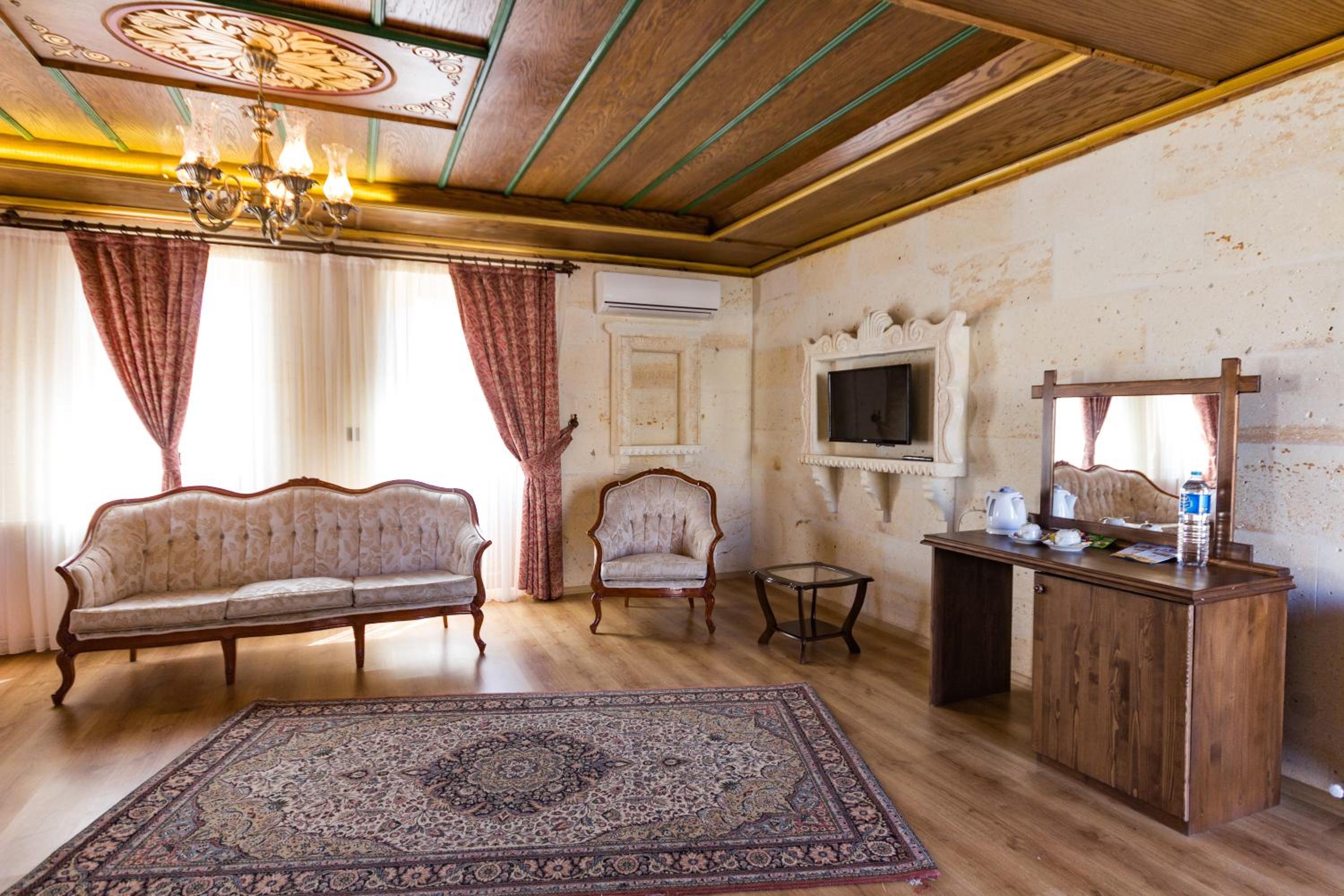 Cappadocia Empire Cave Hotel - Image 28