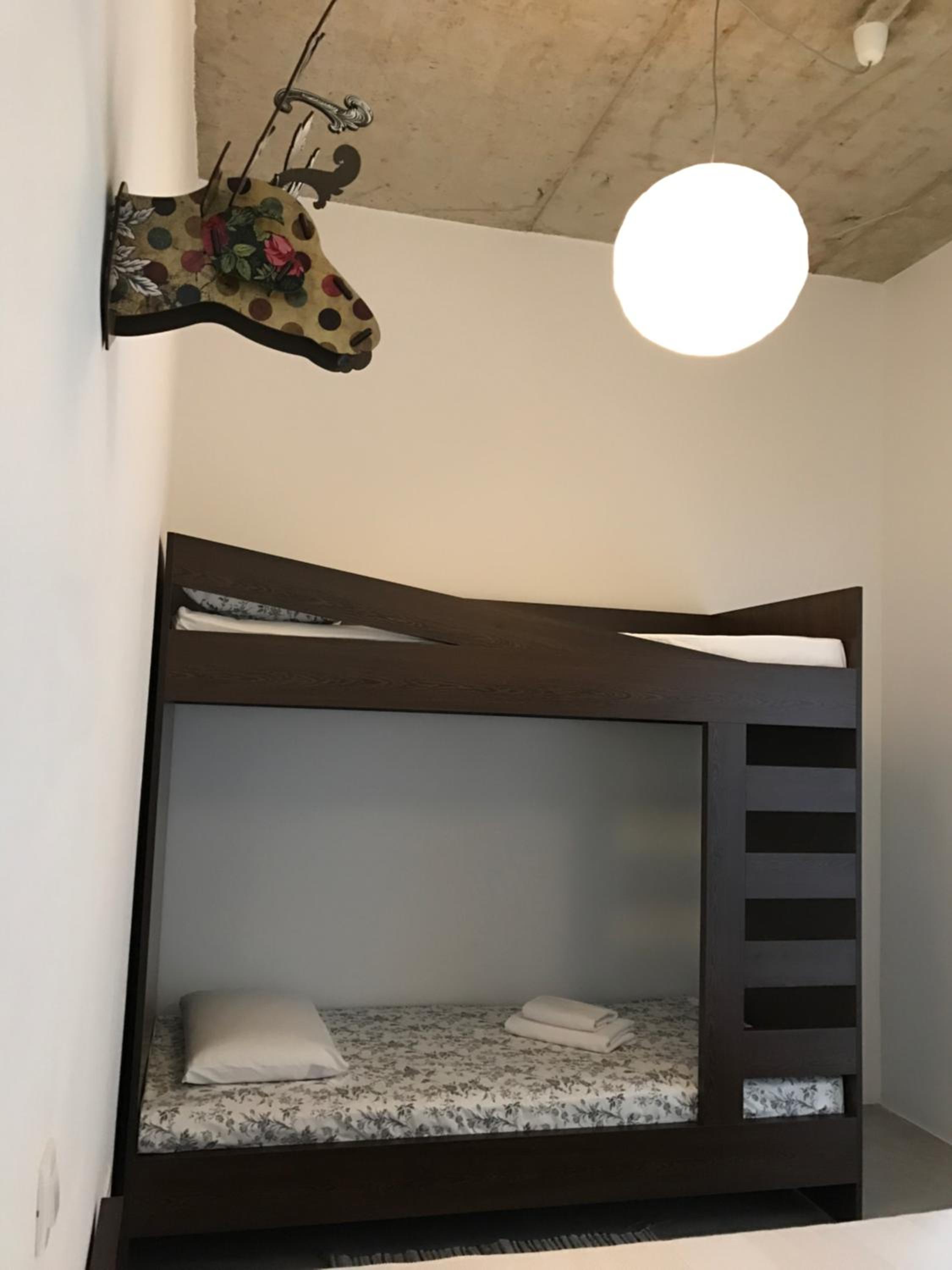 Street Flat en Ljubljana — hotel room