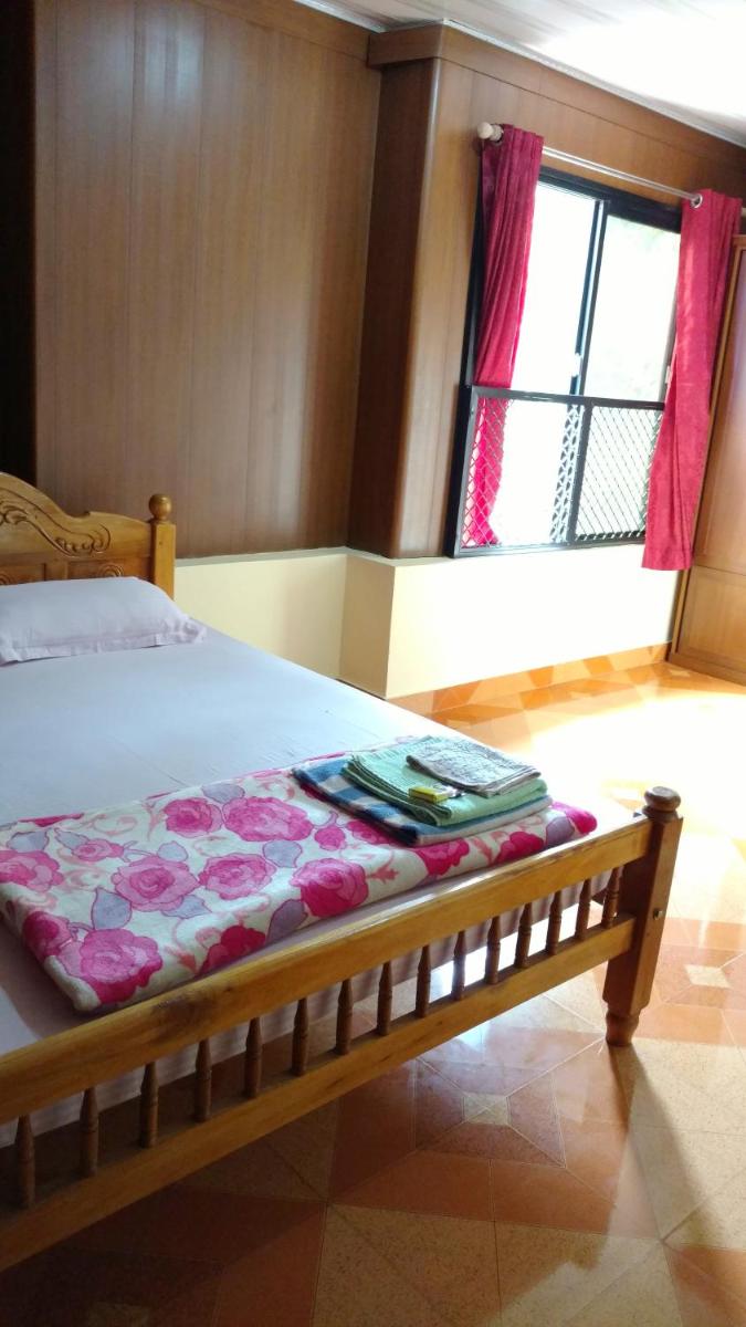 Sanam Beach House view 5