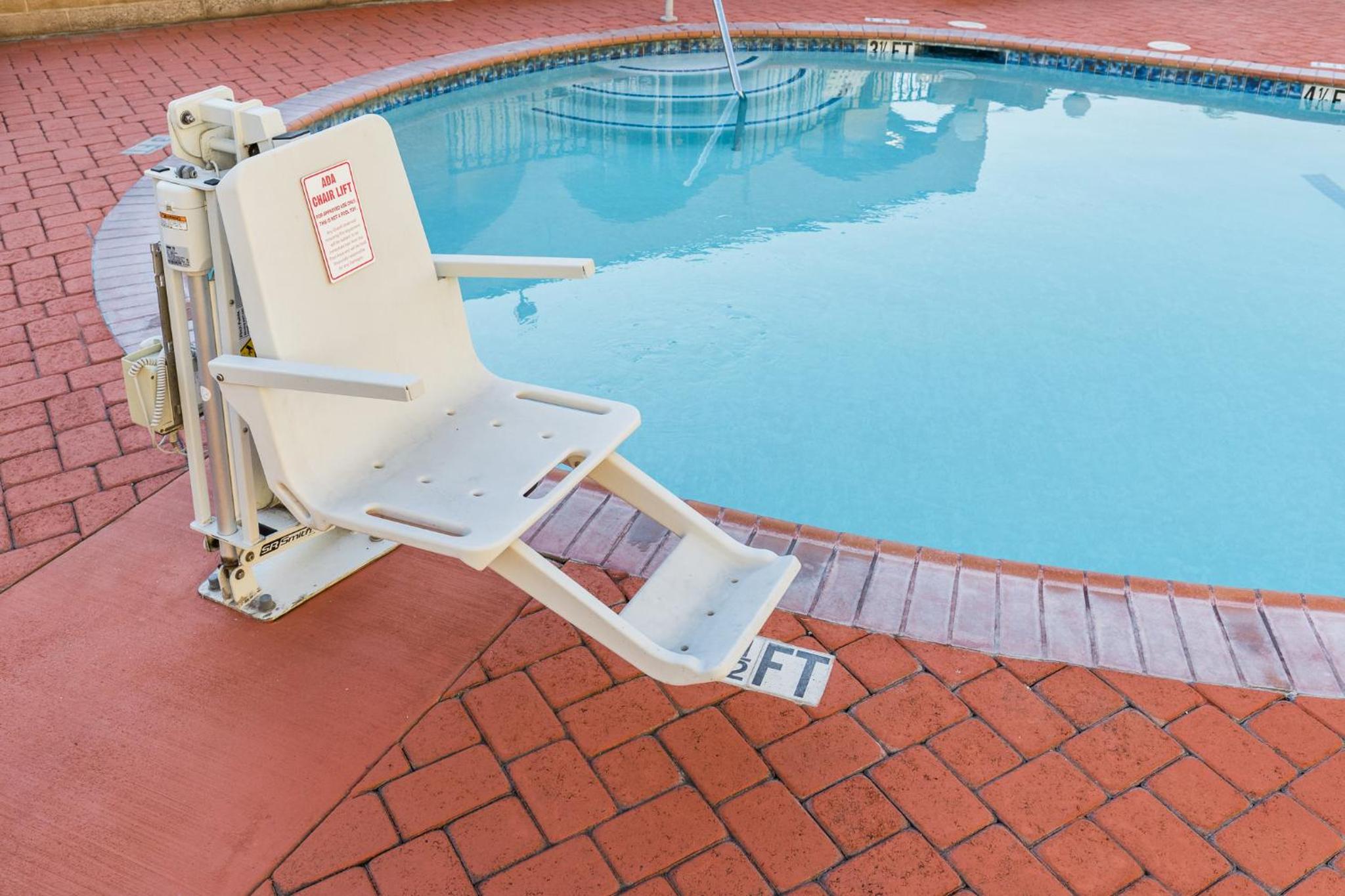 Orange County/Anaheim Vacations - Kings Inn Anaheim at The Park  Convention Center - Property Image 2