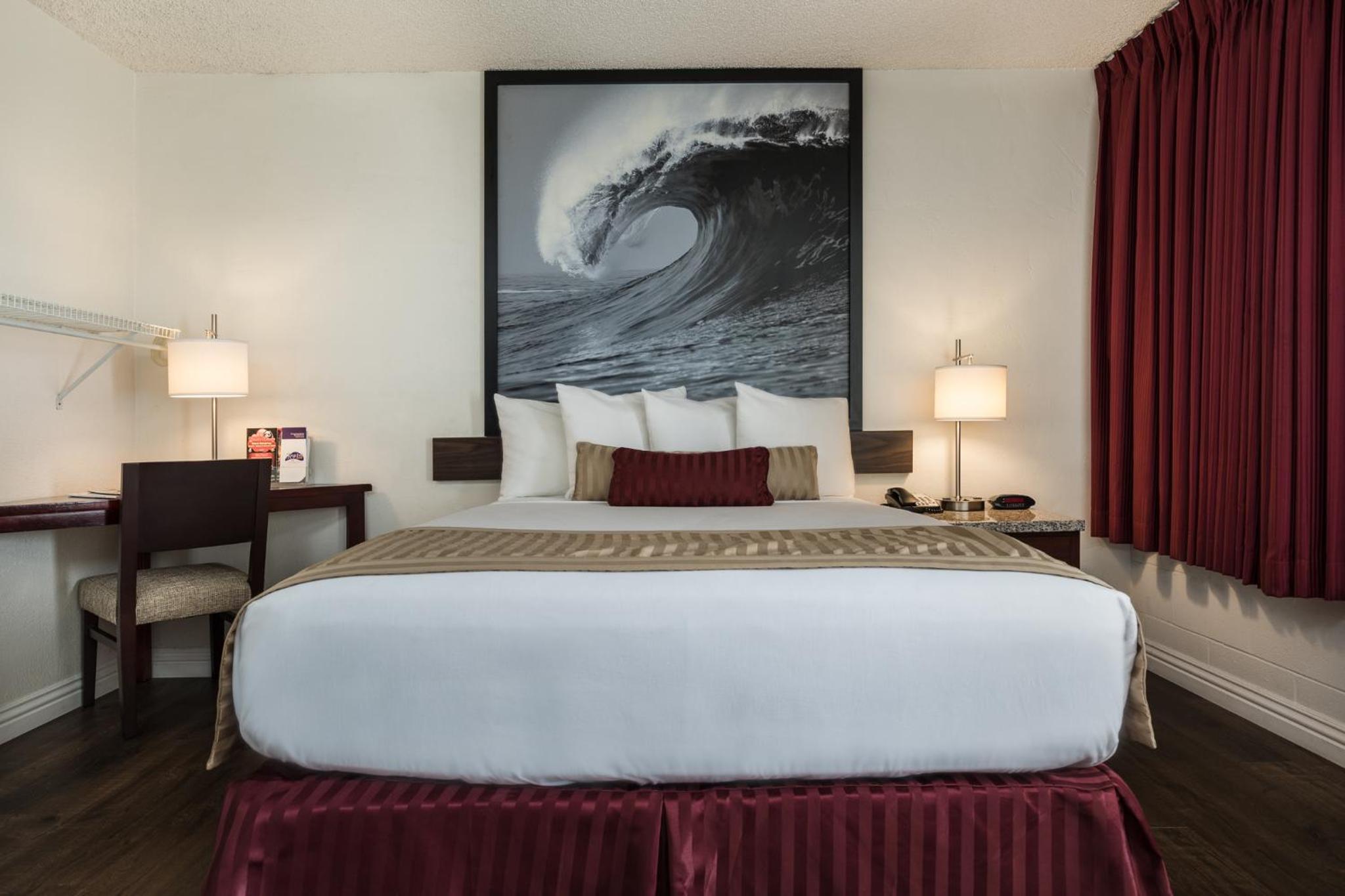 Orange County/Anaheim Vacations - Kings Inn Anaheim at The Park Convention Center - Property Image 8