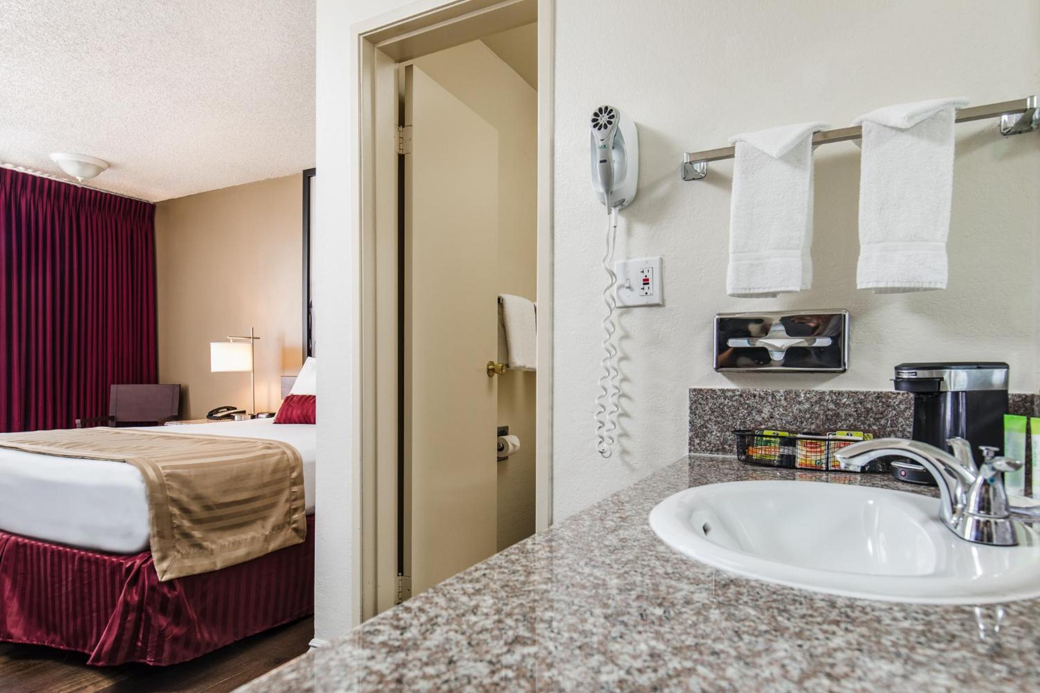Orange County/Anaheim Vacations - Kings Inn Anaheim at The Park Convention Center - Property Image 40