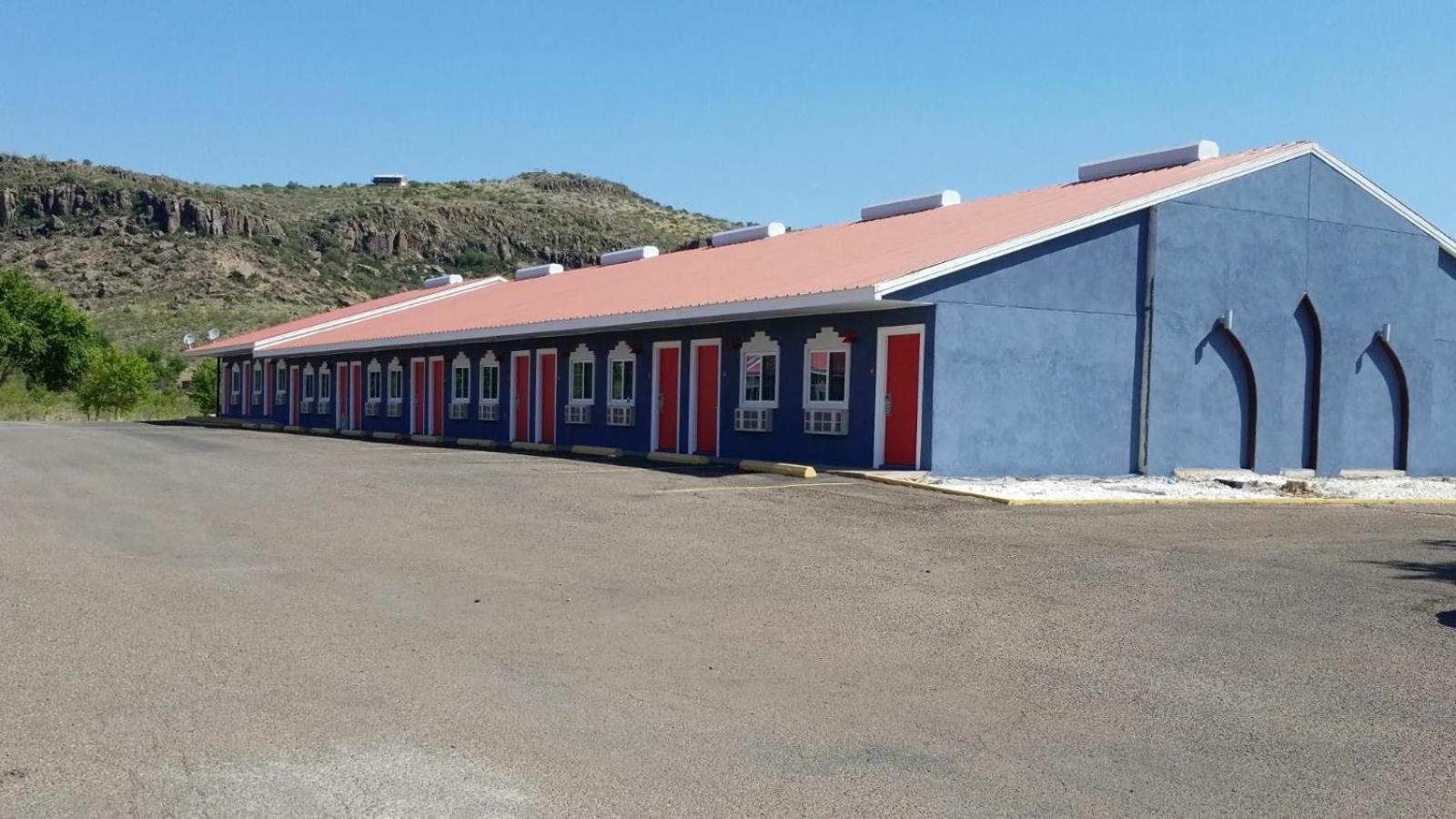 Photo 8