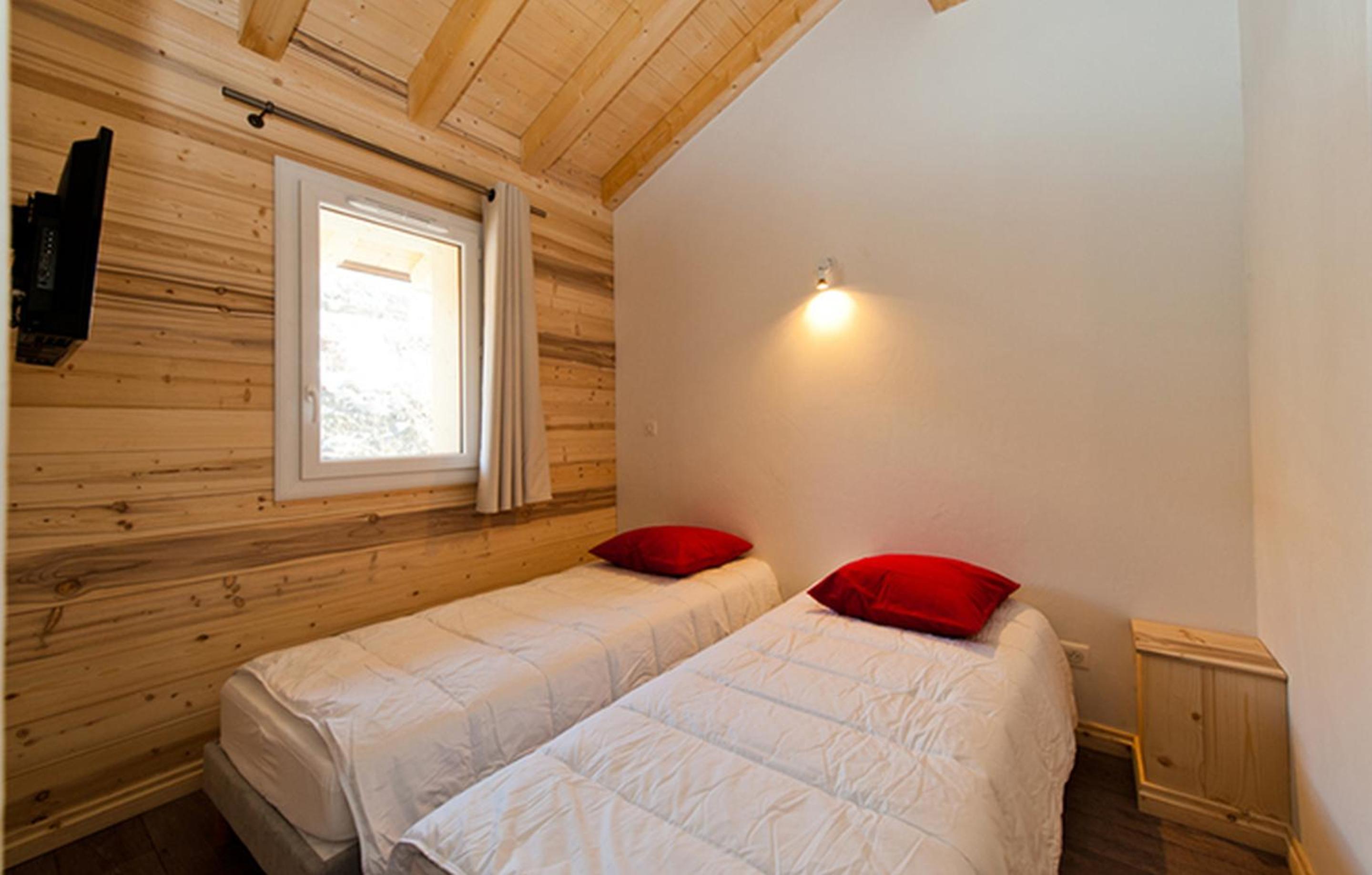 Odalys Chalet De Marie view 3