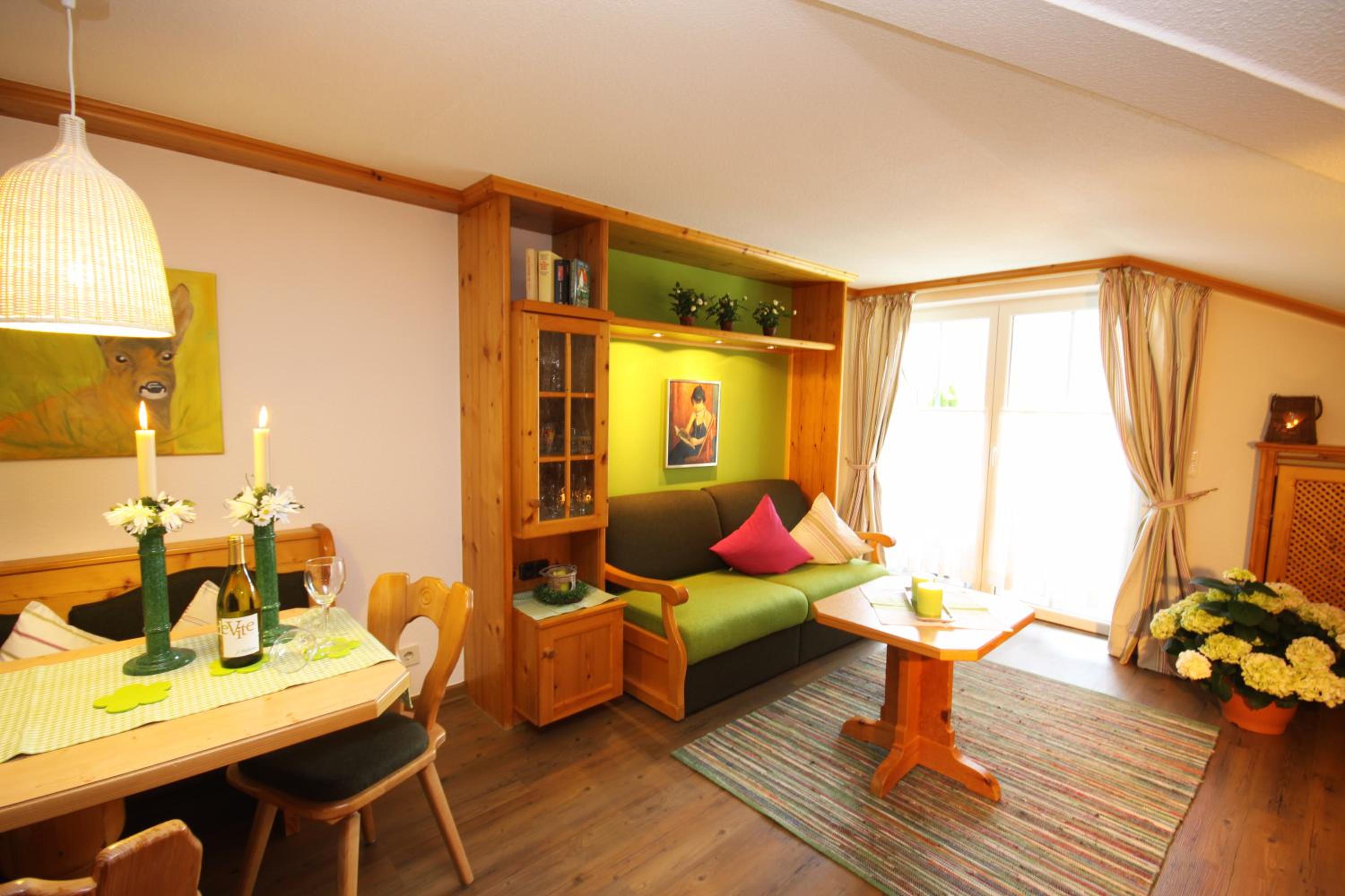 HAUS Susanne - TOP-Ferienwohnungen - SOMMER-Bergbahn inklusive