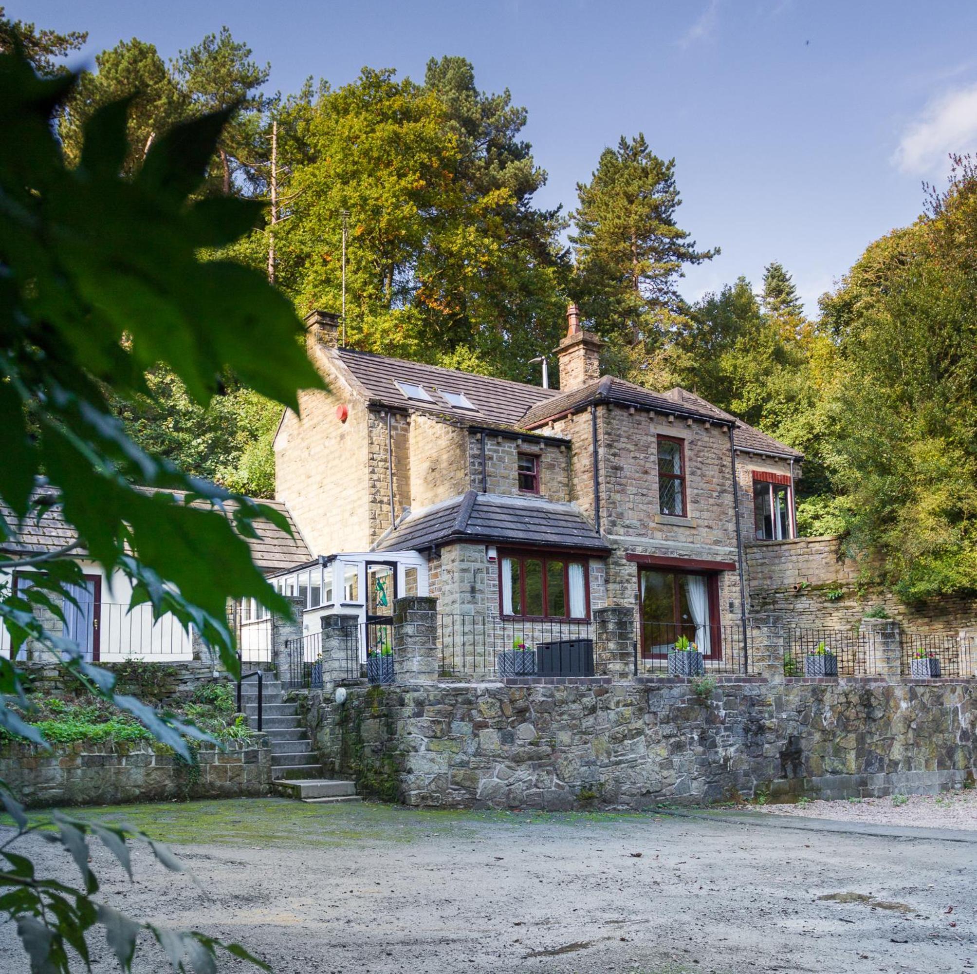 Highwood Lodge