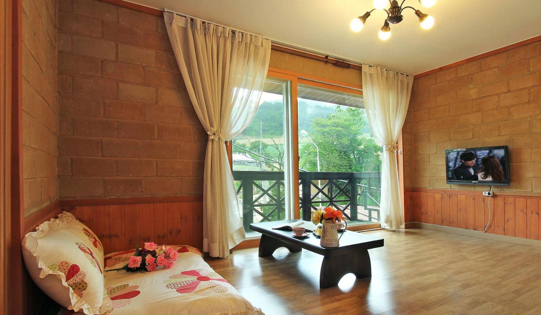 Daegwanryeong Rodem Tree Pension, Pyeongchang  - 17