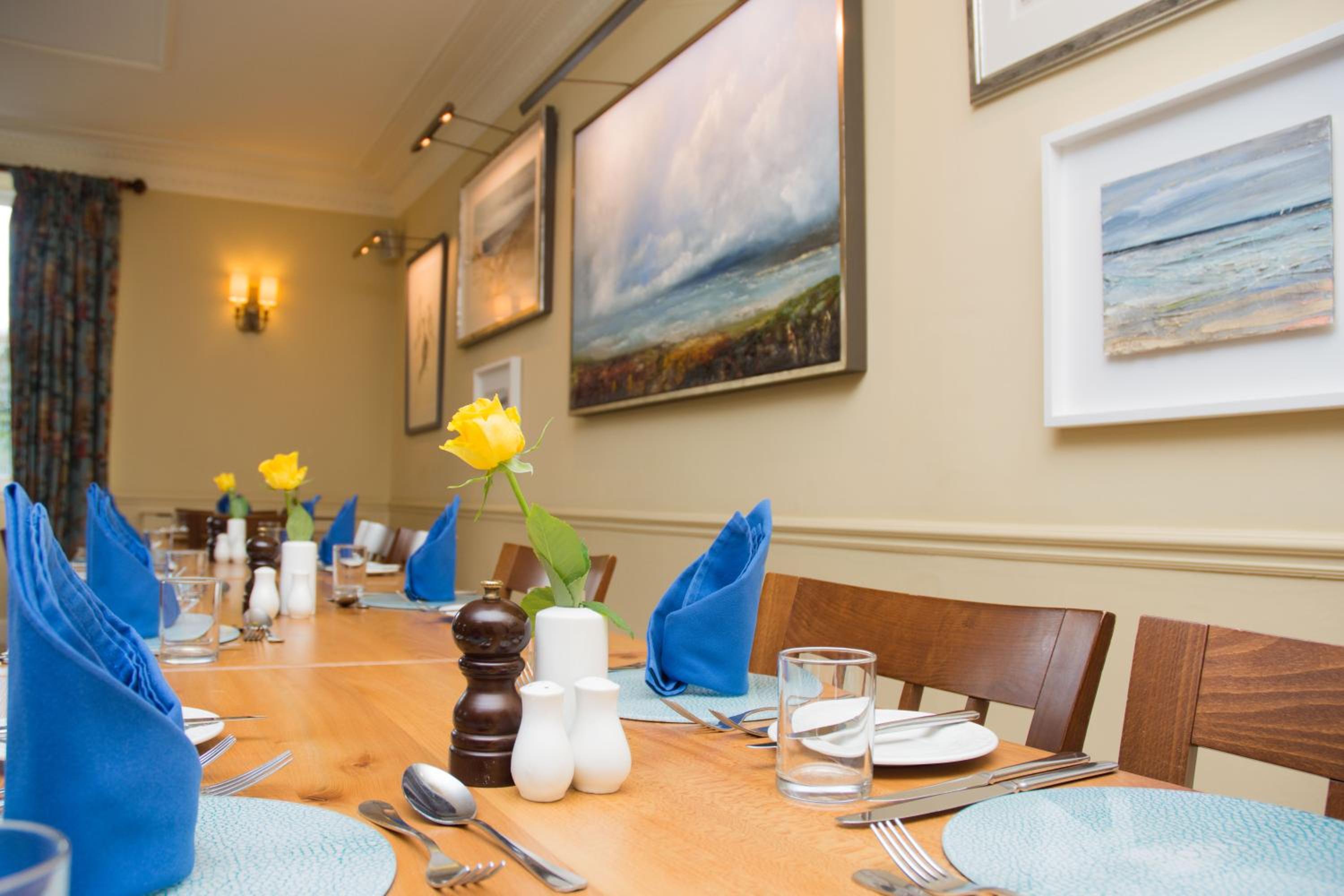 Bridgend Vacations - Bridgend Hotel - Property Image 3